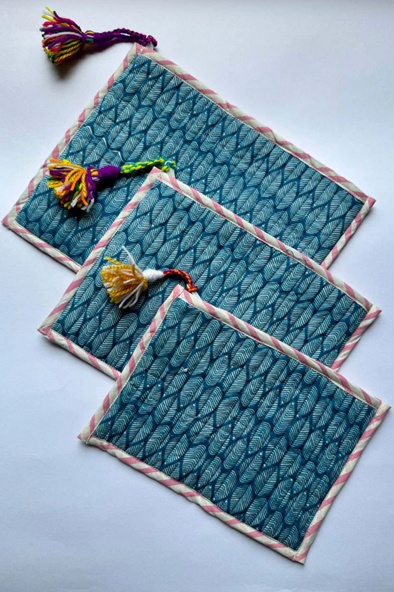 Blue Leaf Pouch Set of 3 - Flat Quilted