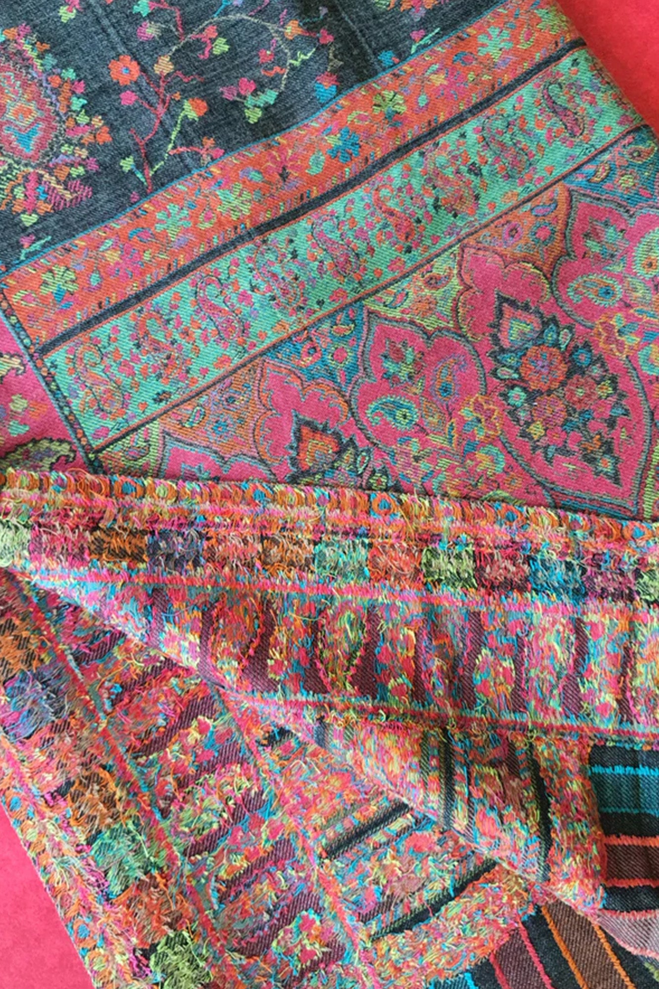 Pashmina Kani Woven Shawl