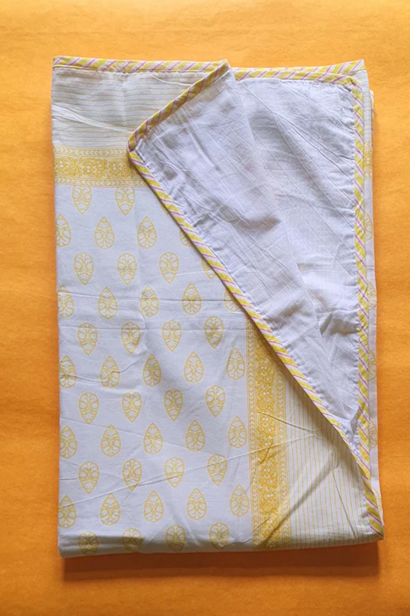 Baby Dohar Yellow Booti