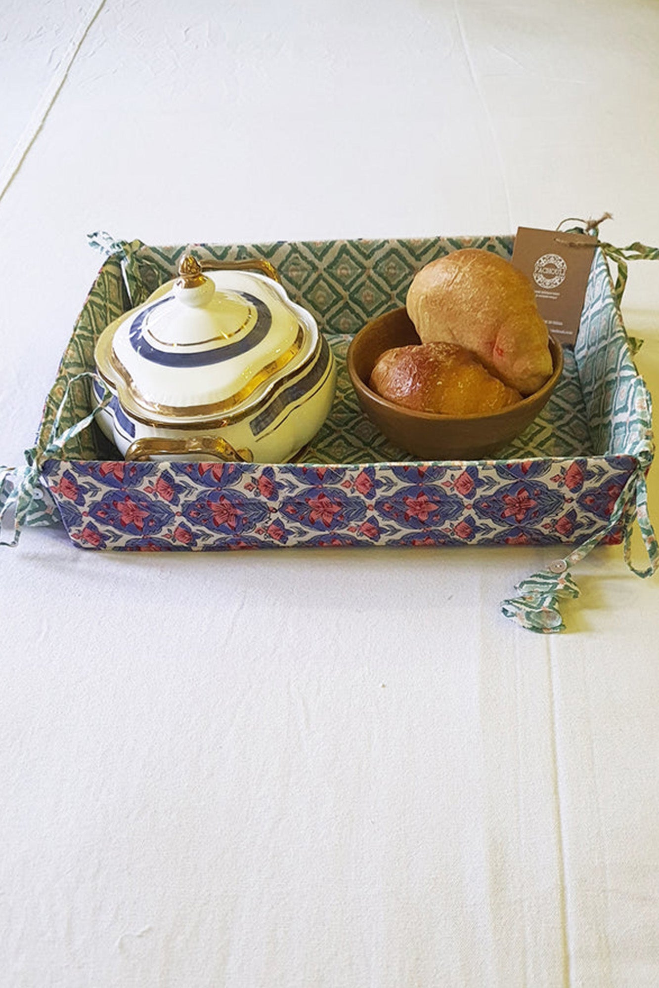 Tulip Pink Bread Basket