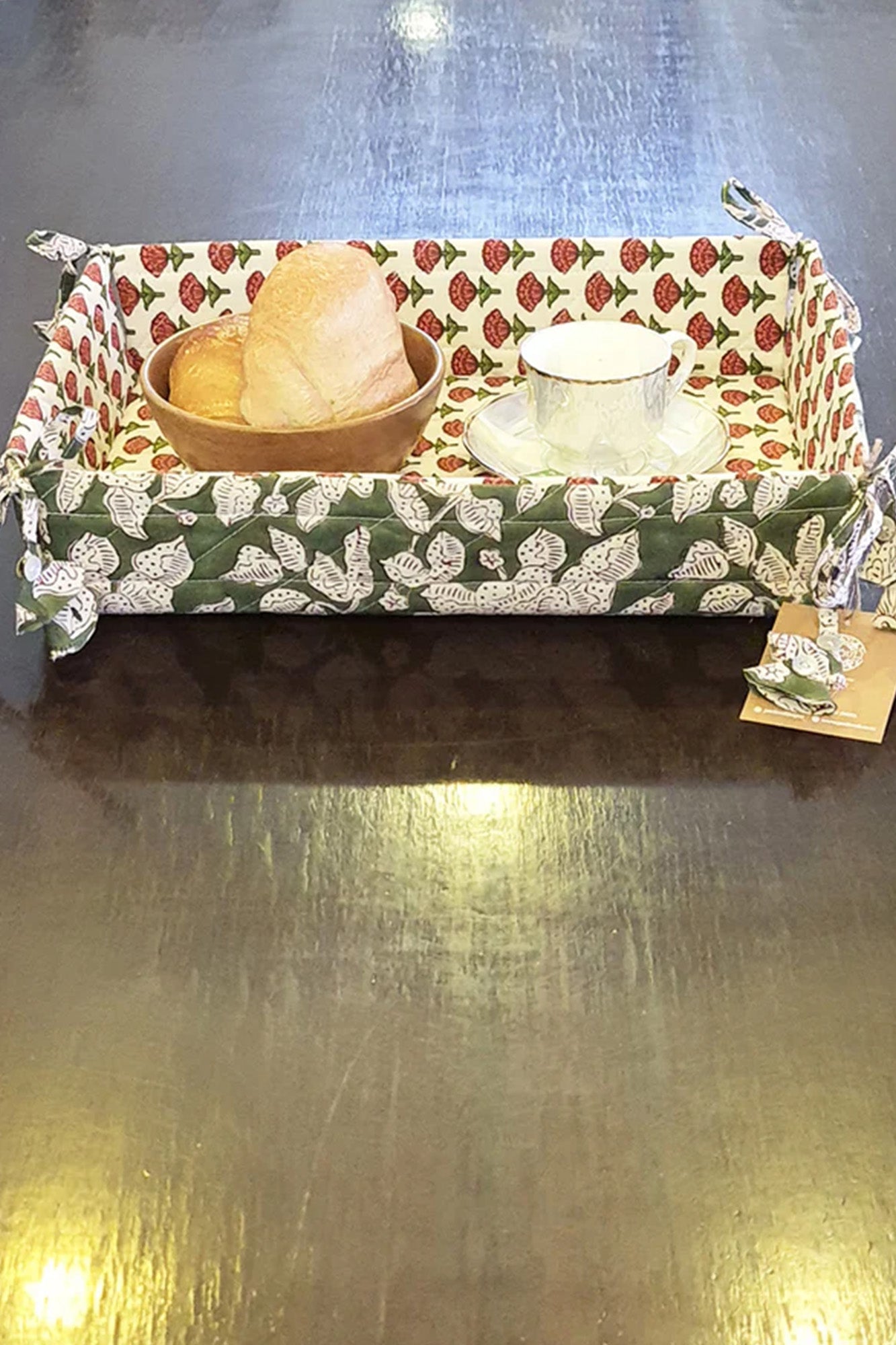 Leaf Fenestration Bread Basket