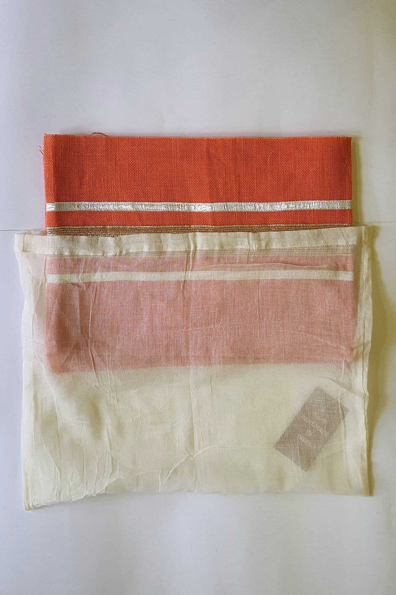 Zari Gotten Placemat Set With Runner