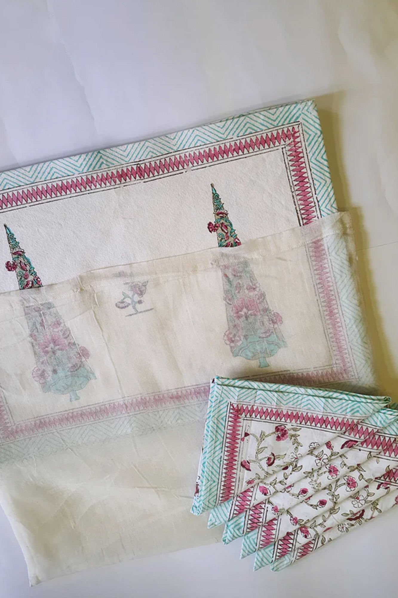 Mughal Leaf Placemat & Napkin Set of 6