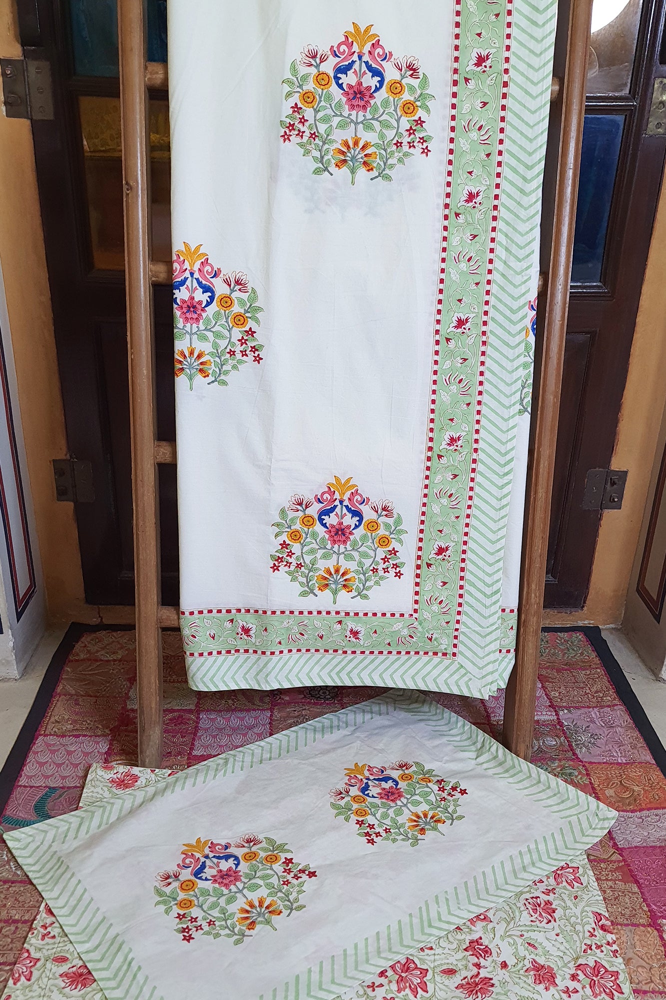 Phoolkari Courtyard Bed Sheet With Pillow