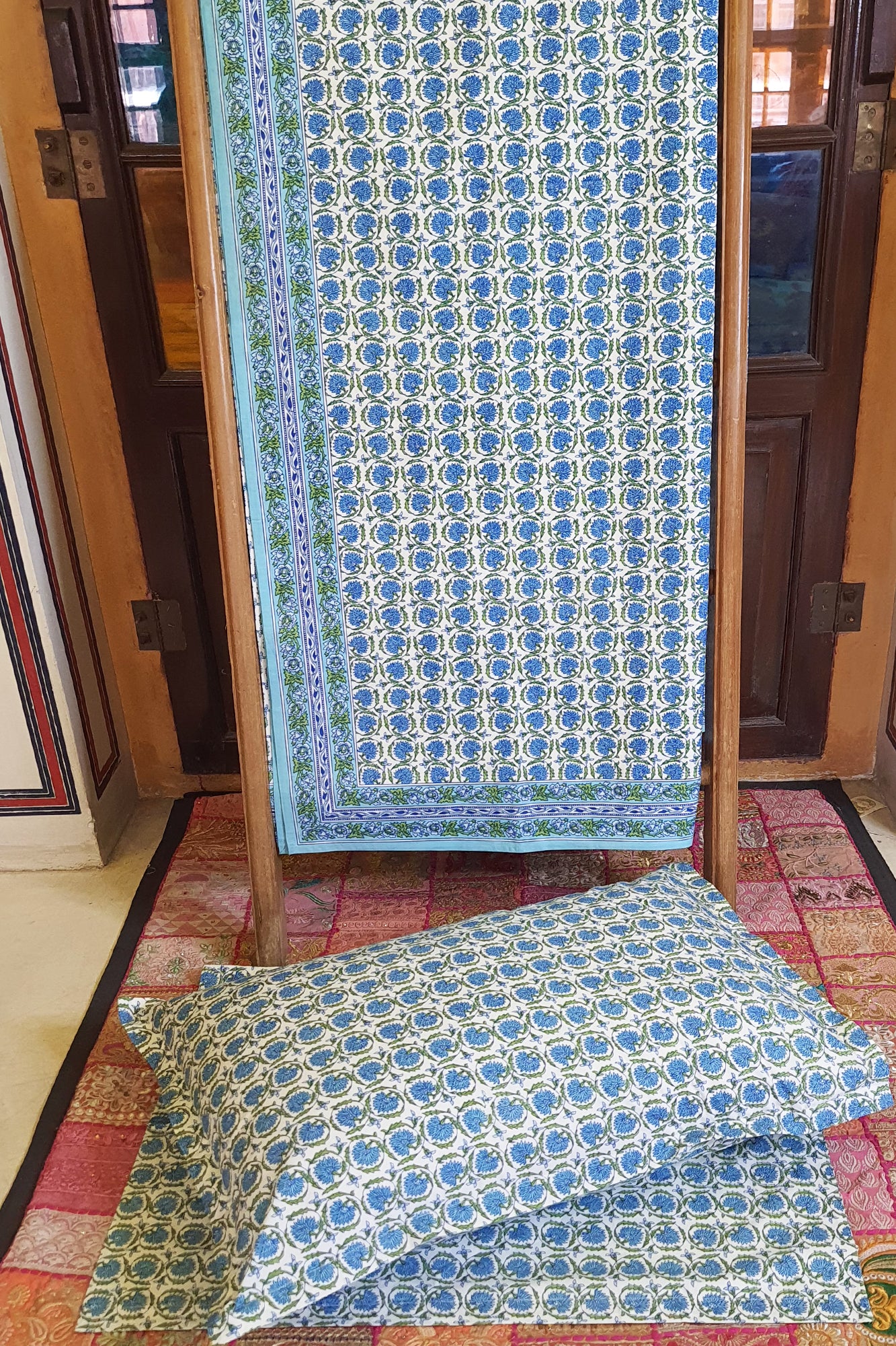 Mint Carnation Bed Sheet With Pillow