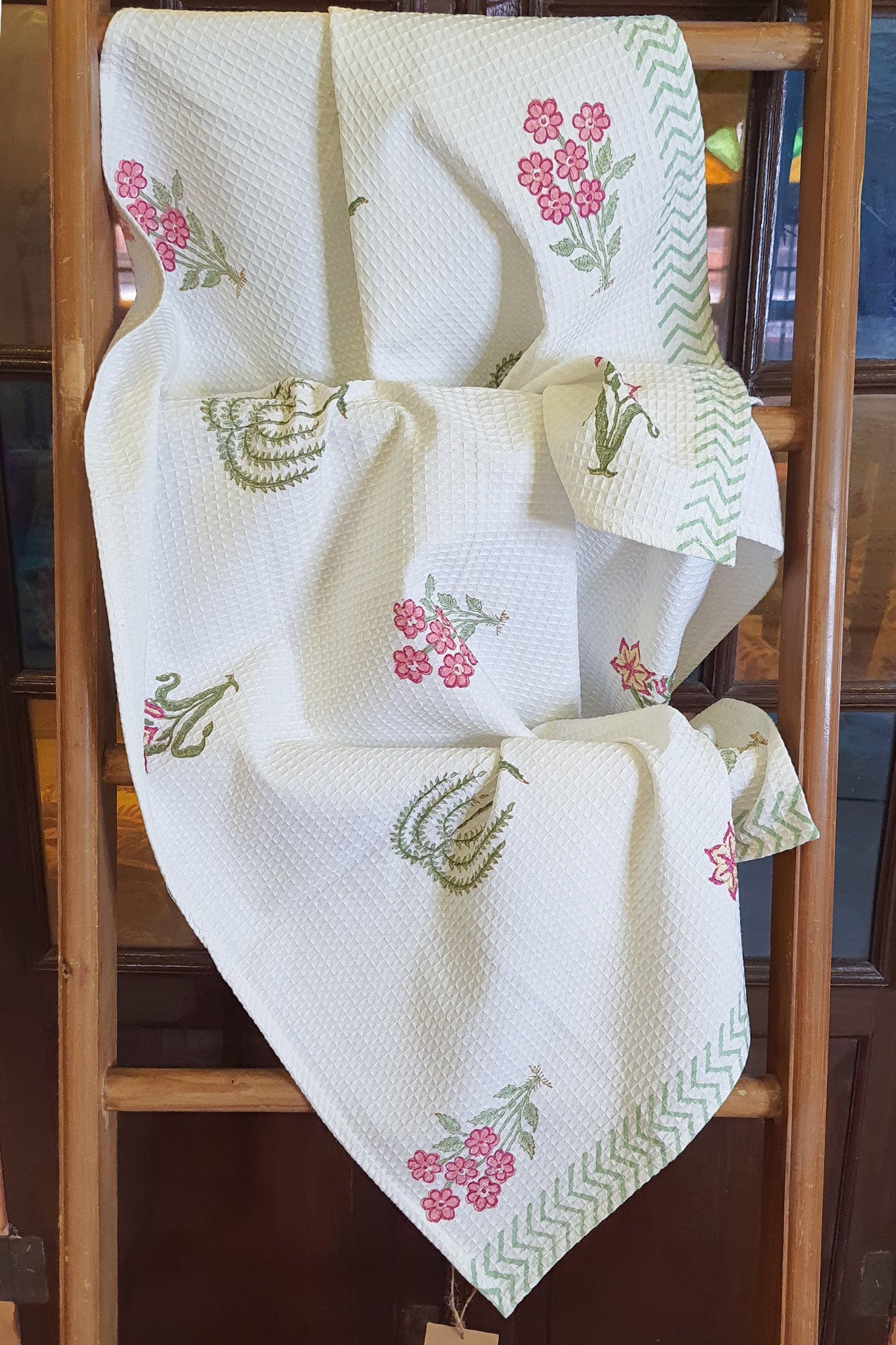 Palm Paradise Bath Towel
