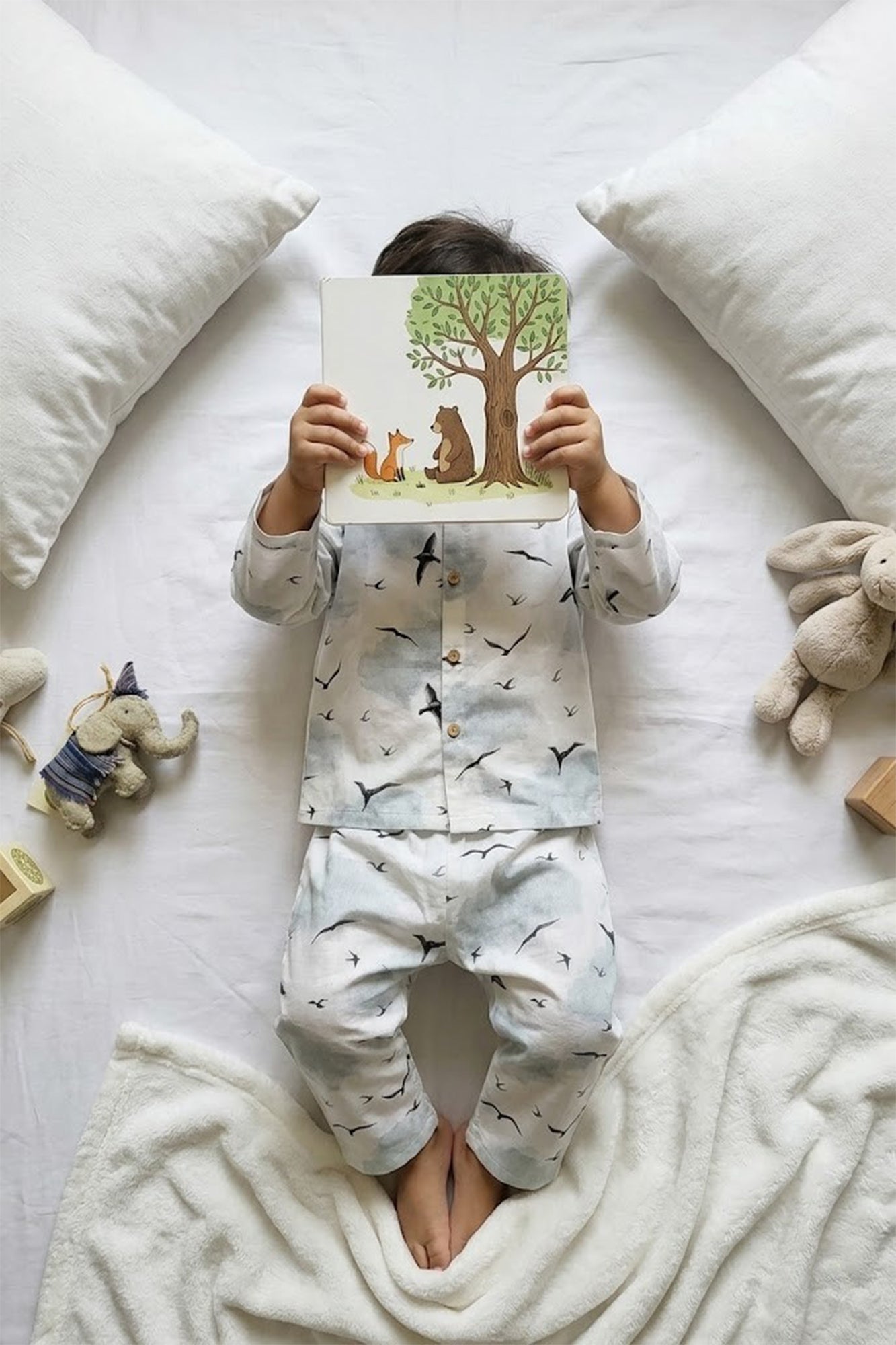 Flying Feline Shirt & Pajama Set