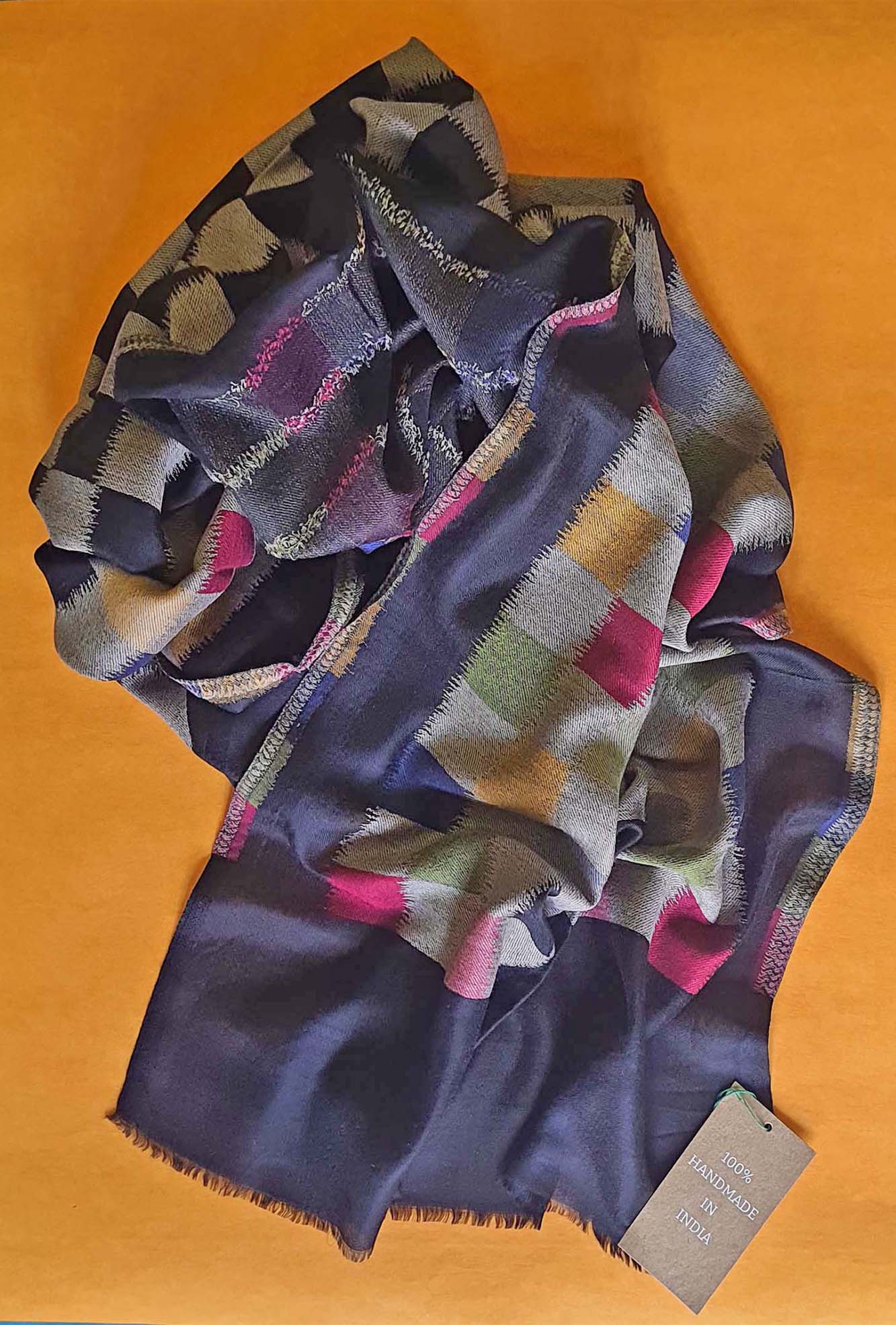 Pashmina Black Checks