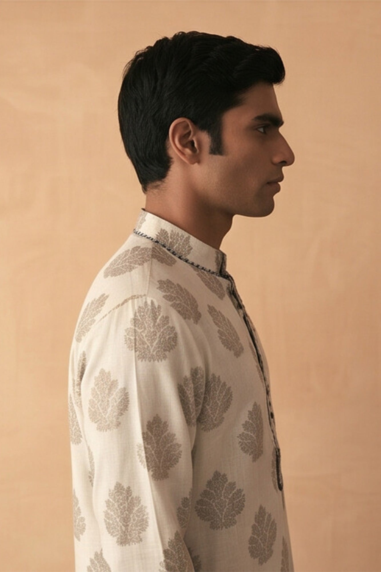 Dastaan E Safarnama Kurta