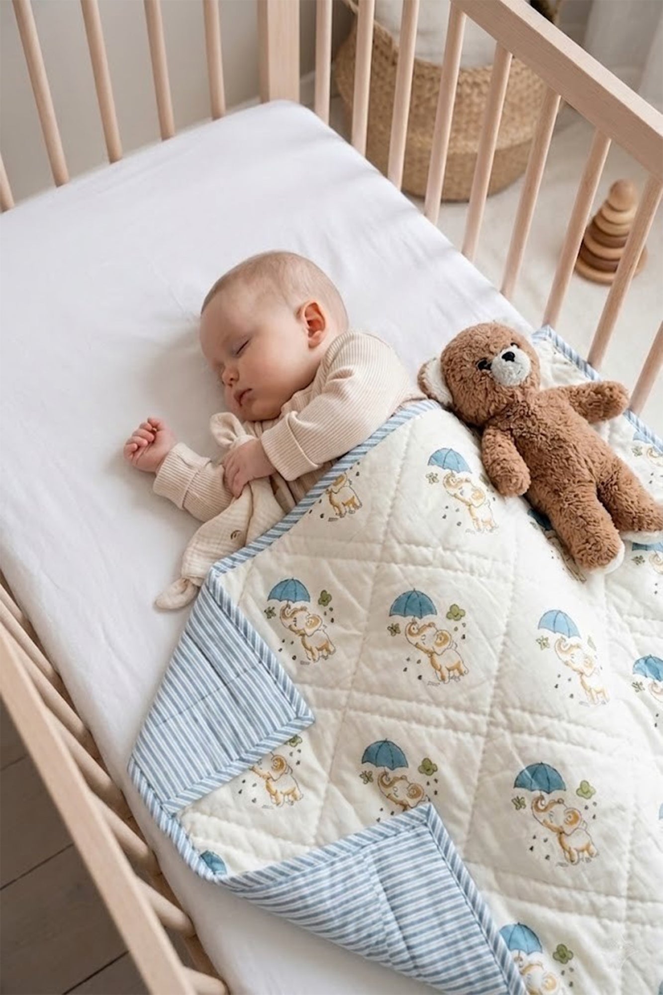 Blue Umbrella Baby Quilt