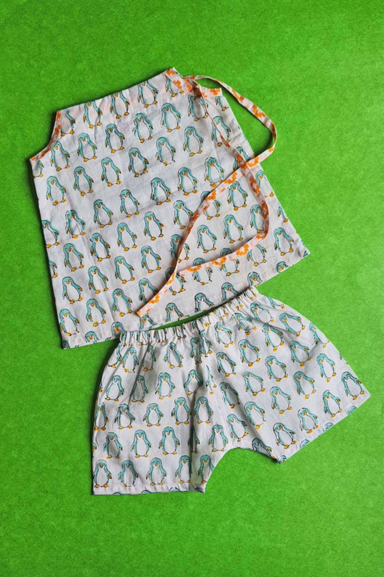 Green Penguin Dori Top With Shorts