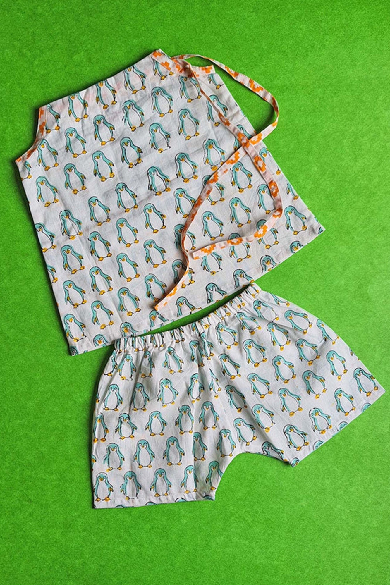 Green Penguin Dori Top With Shorts