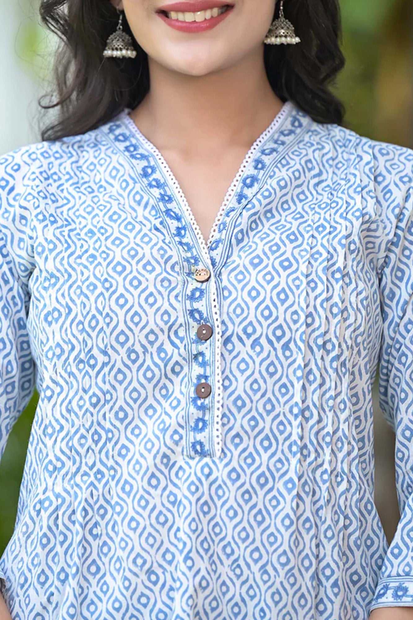 Women Arless Top Neela Occellus