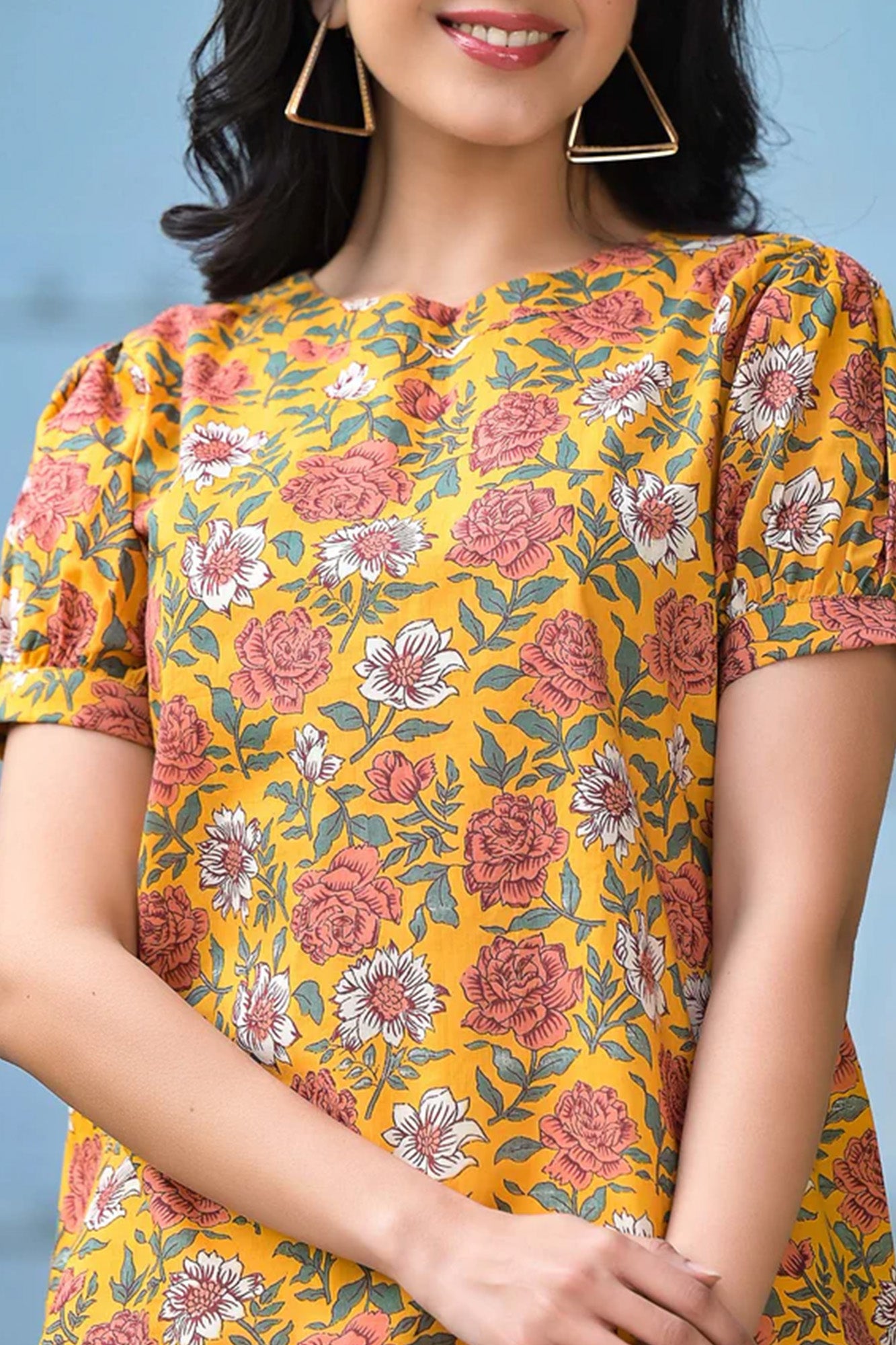 Women Shaamiyana Top
