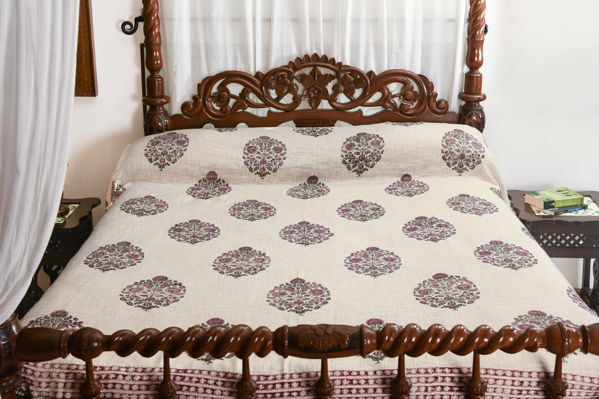 Wine Block Bed Cover