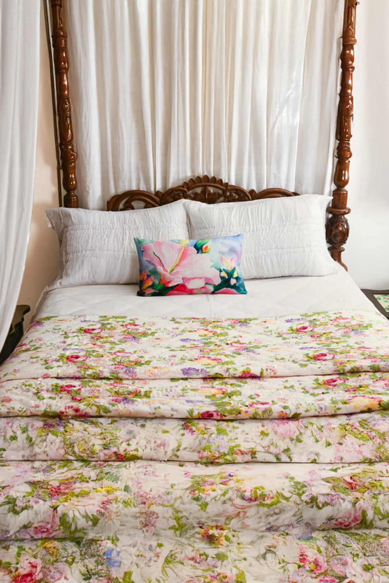 Rose Garden - White - Jaipuri Razai