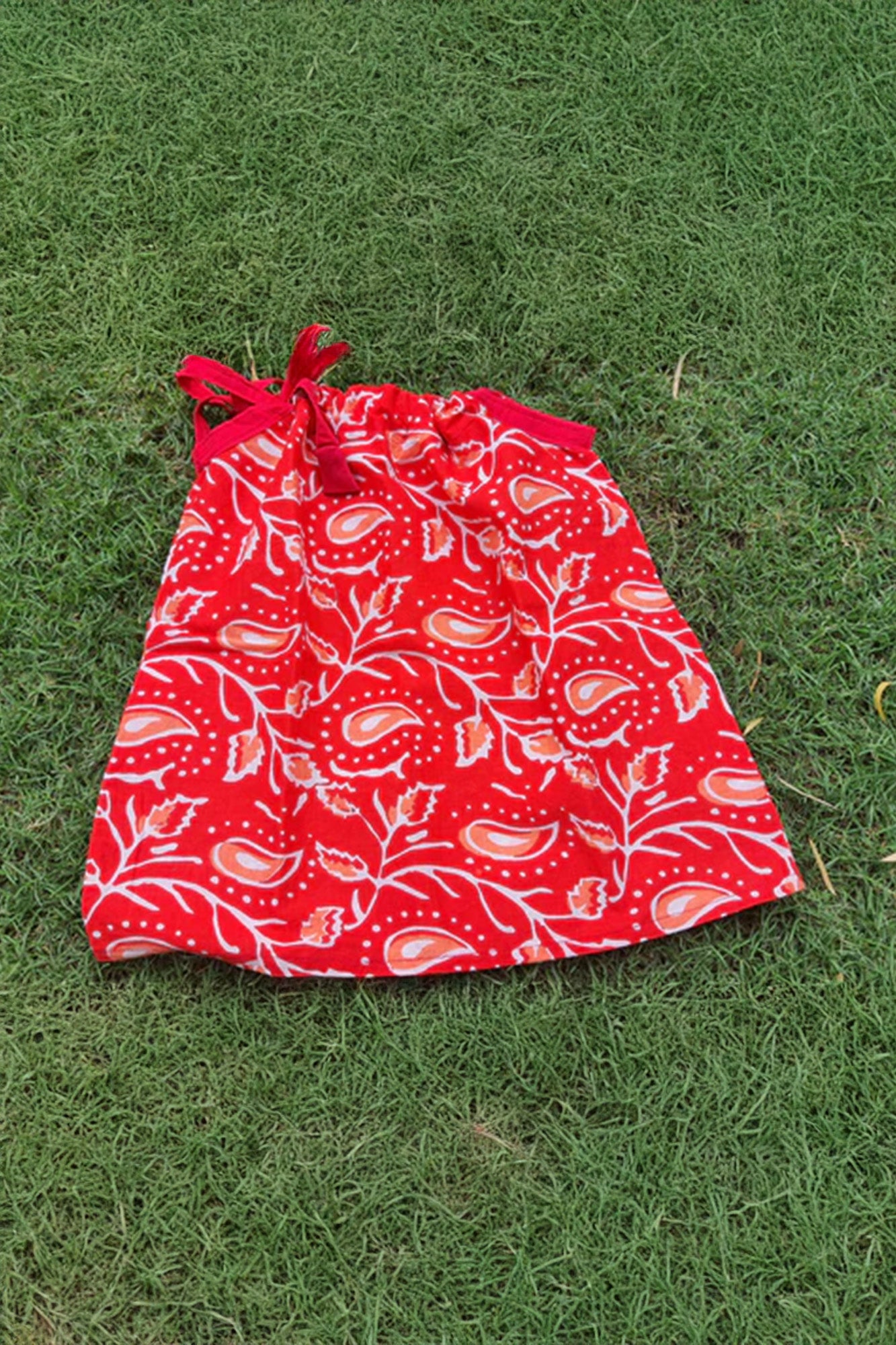 RED PAISLEY INFANT DORI TOP