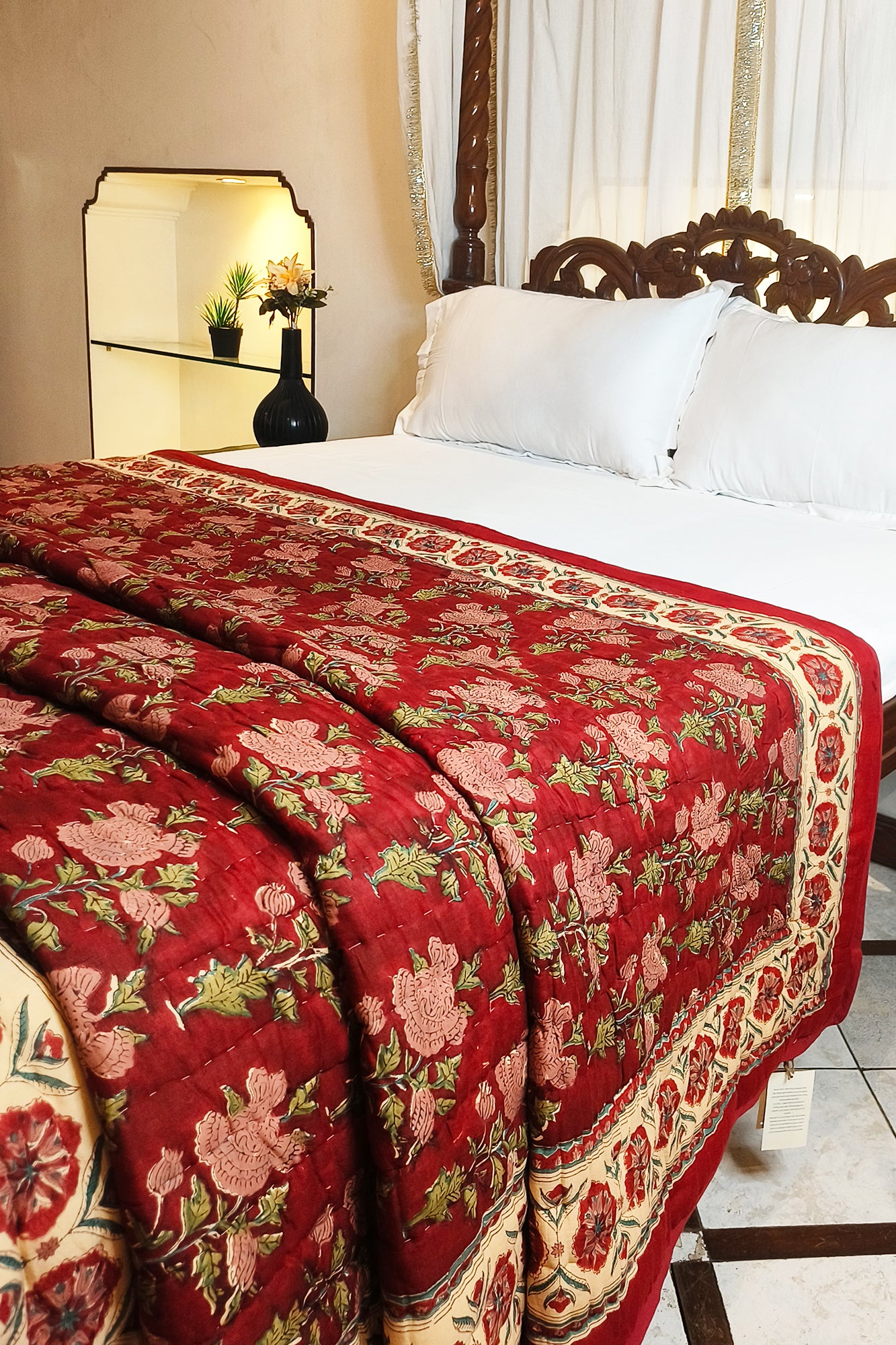 Maroon Blossom Razai