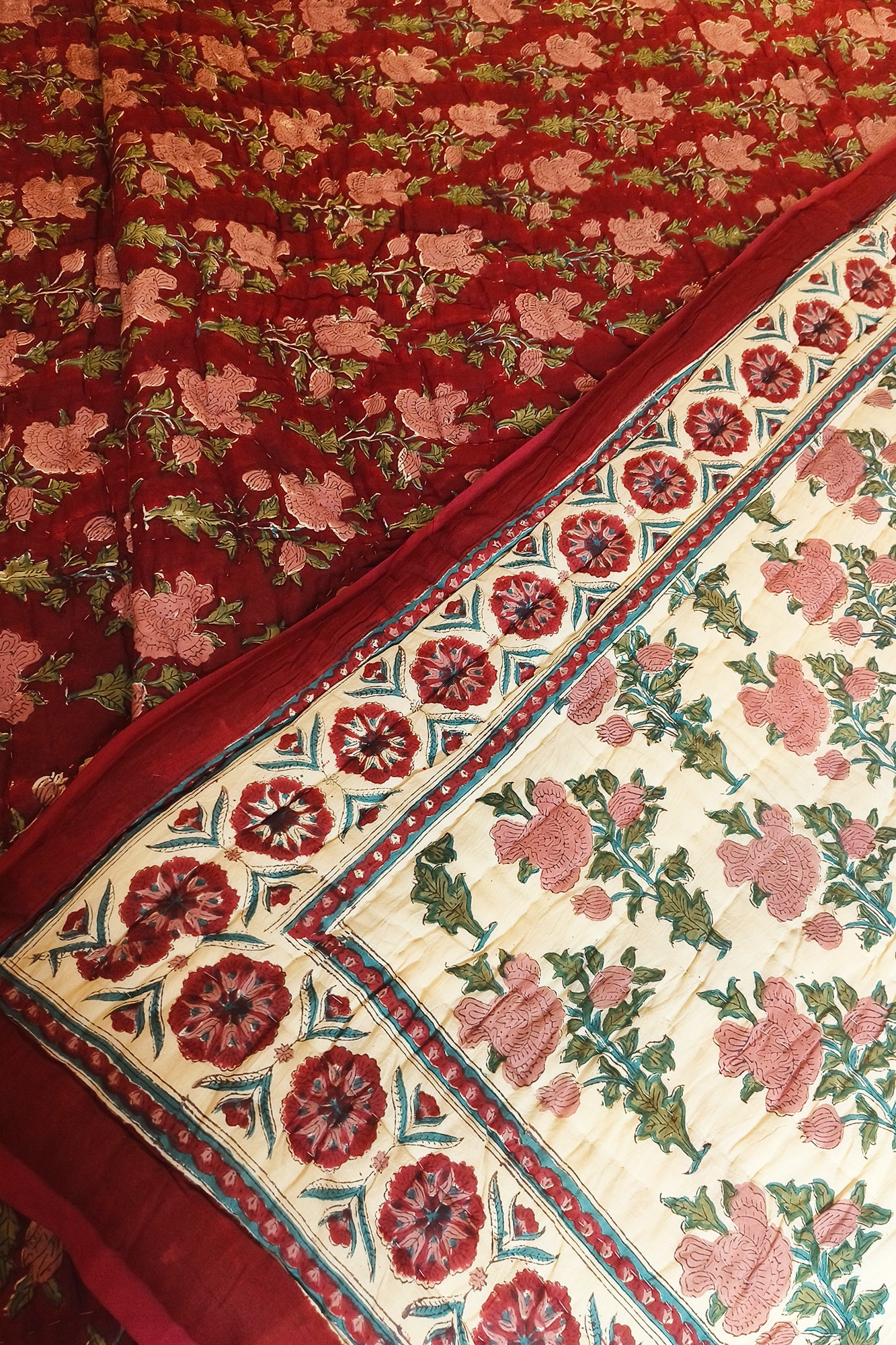 Maroon Blossom Razai