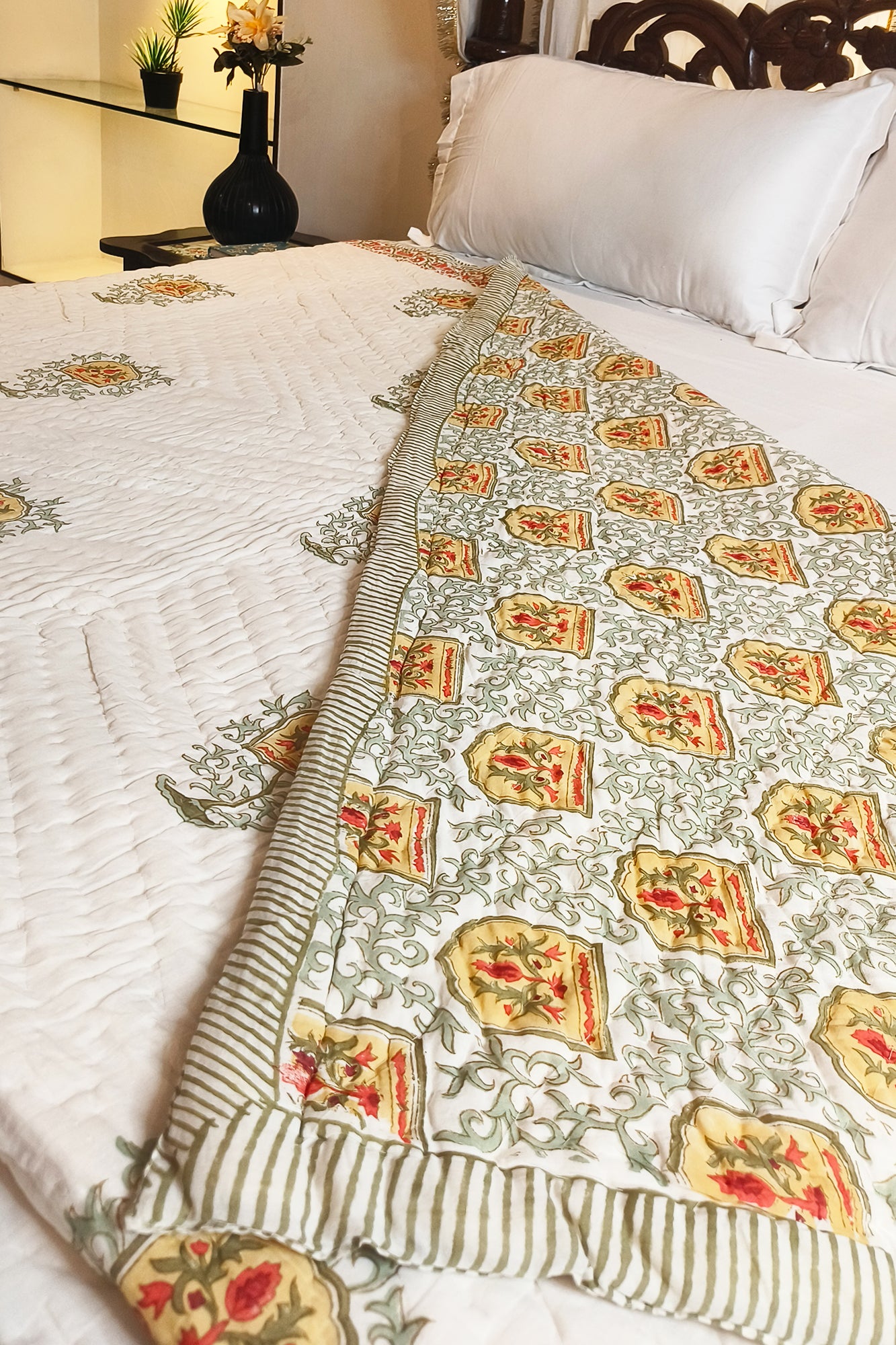 Shahi Guldaan Jaipuri Razai