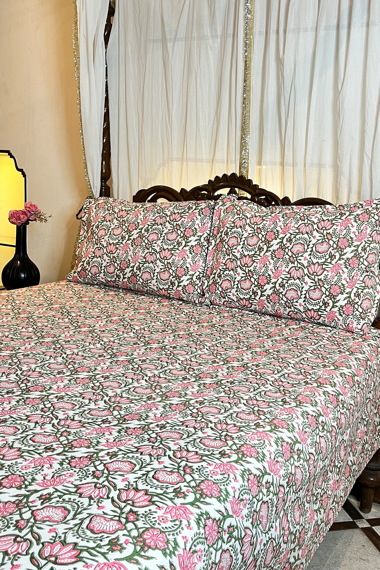 Lotus Pink Bed Sheet With Pillow