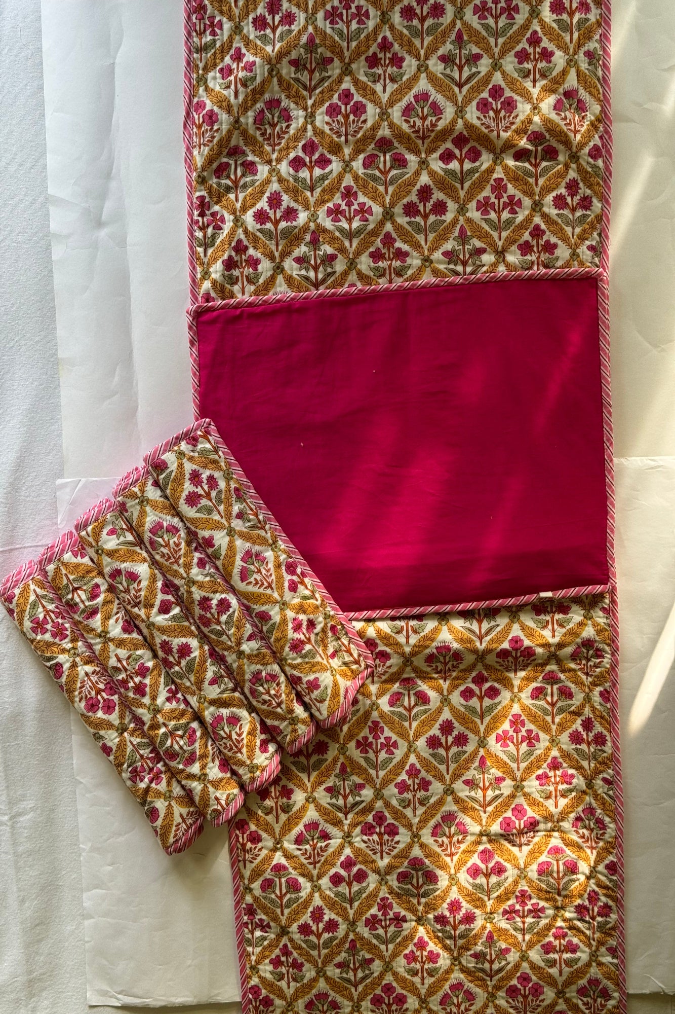 Pink City Jaal Quilted Reversible Placemat Set of 7