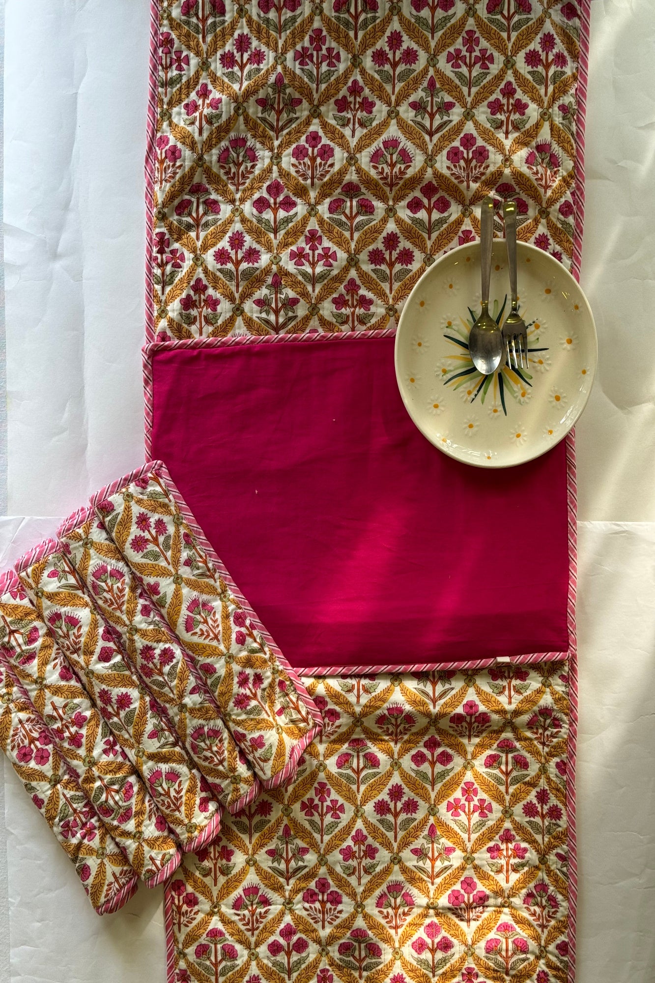 Pink City Jaal Quilted Reversible Placemat Set of 7