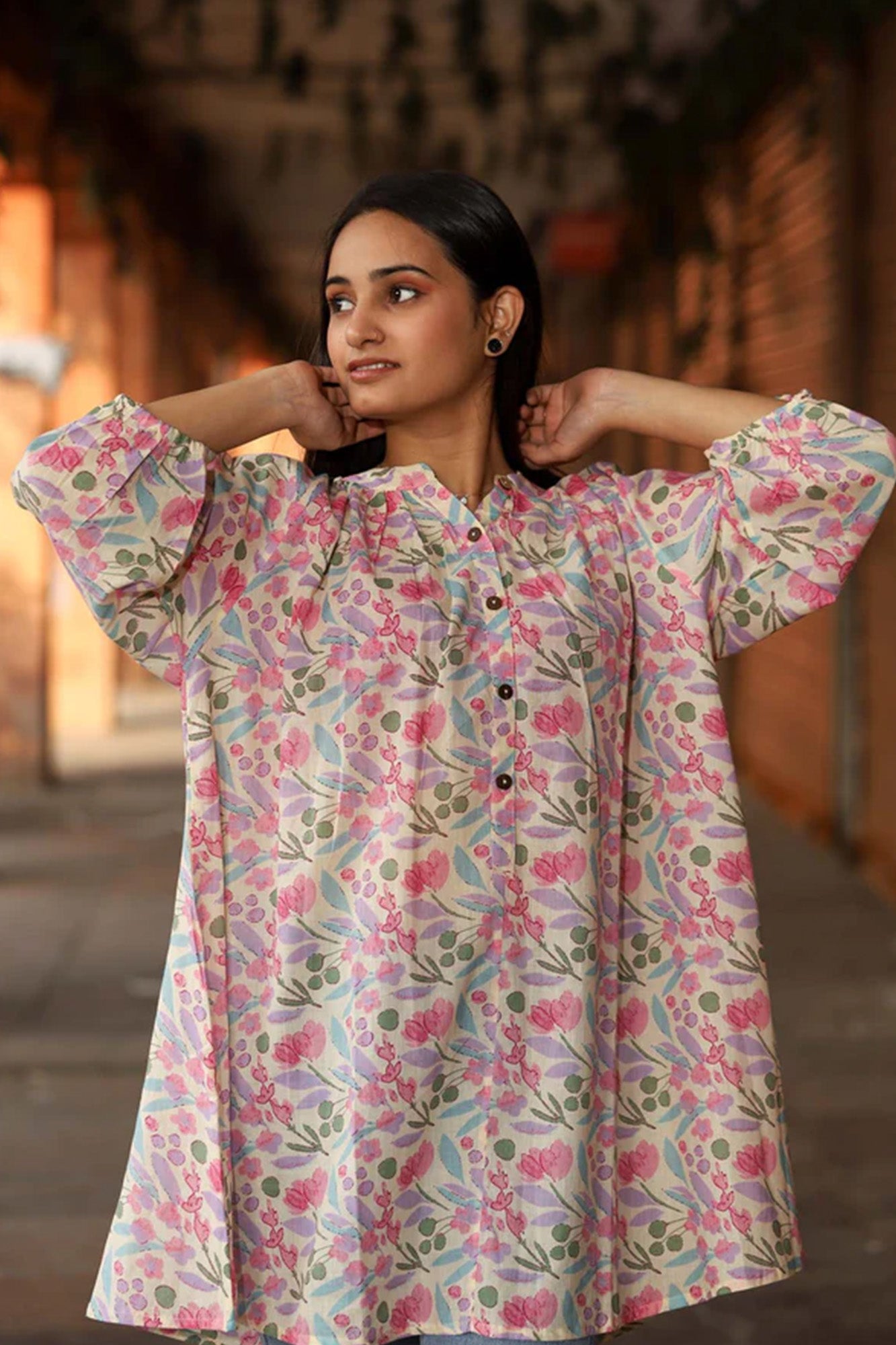 Top Women Gather Mallika Floral Jaal