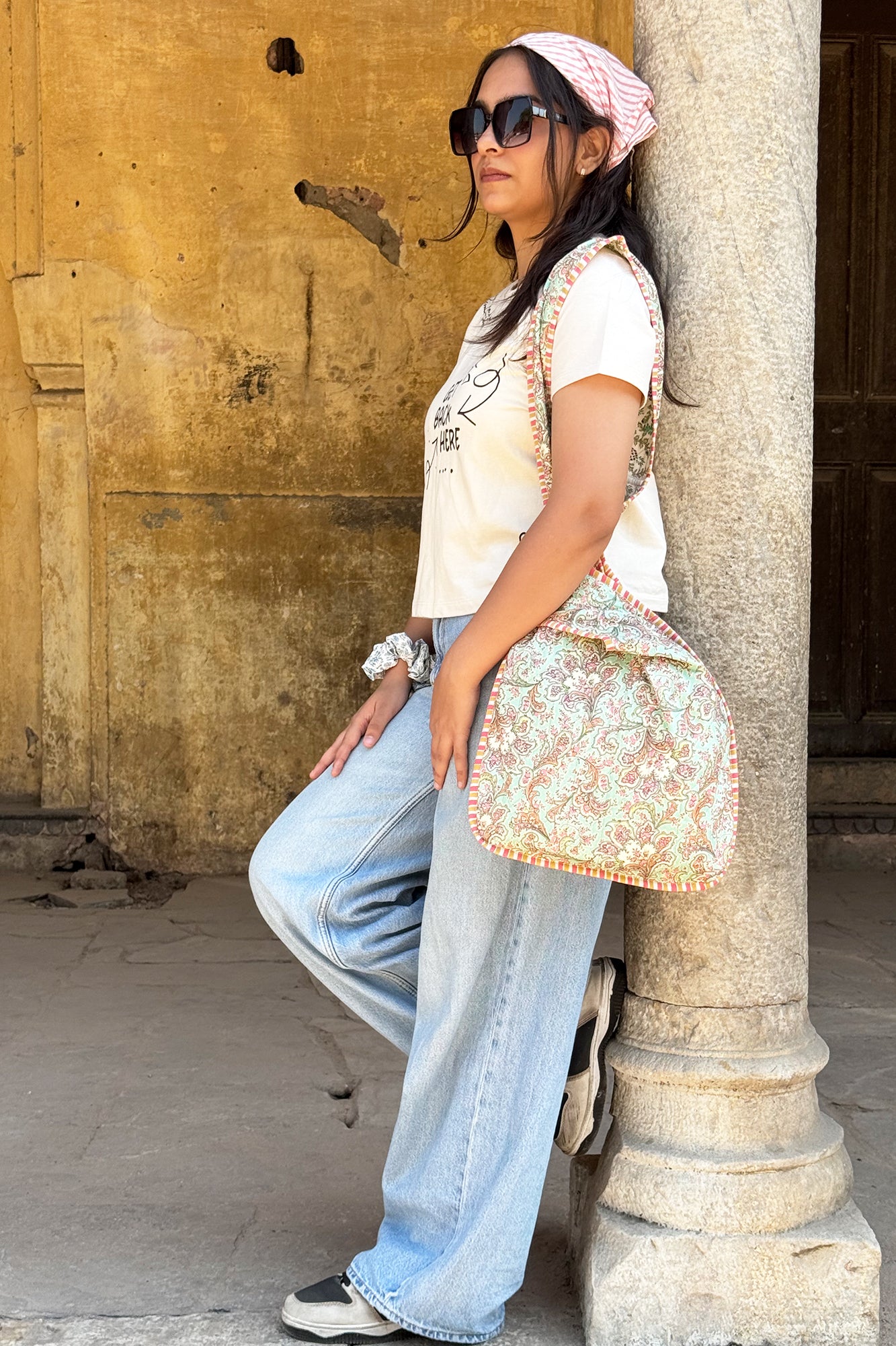 Blooming Summer Knot Bag