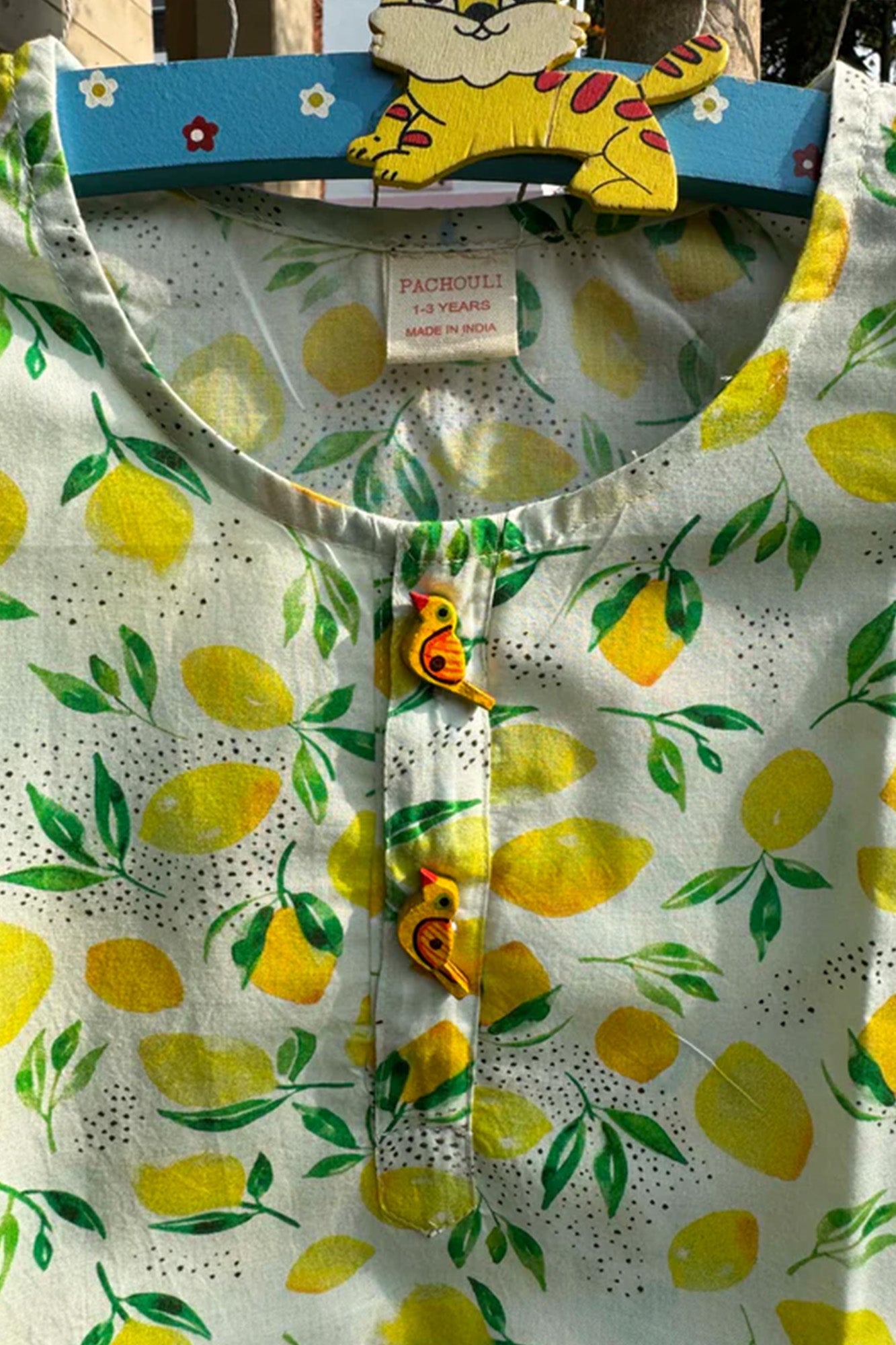 Kurta Girl Lemon Digital