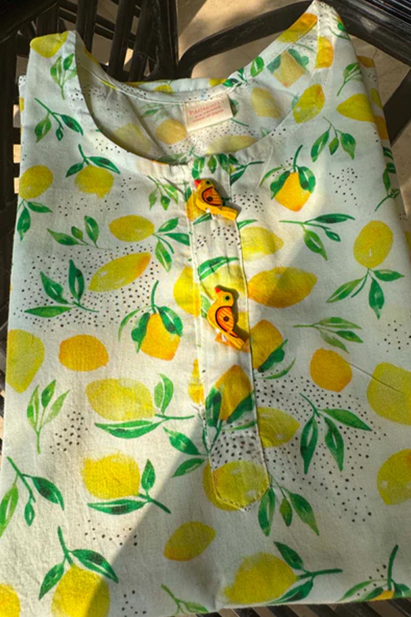 Kurta Girl Lemon Digital