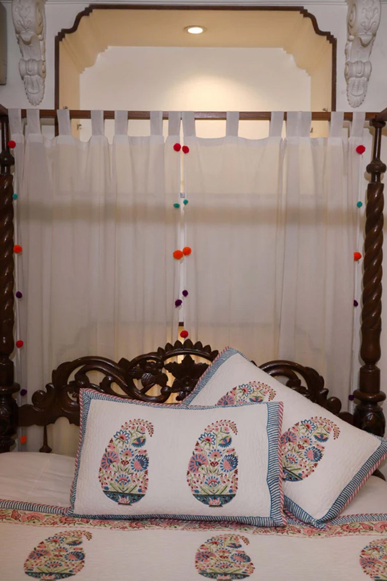 Paisley Jumbo Bedcover