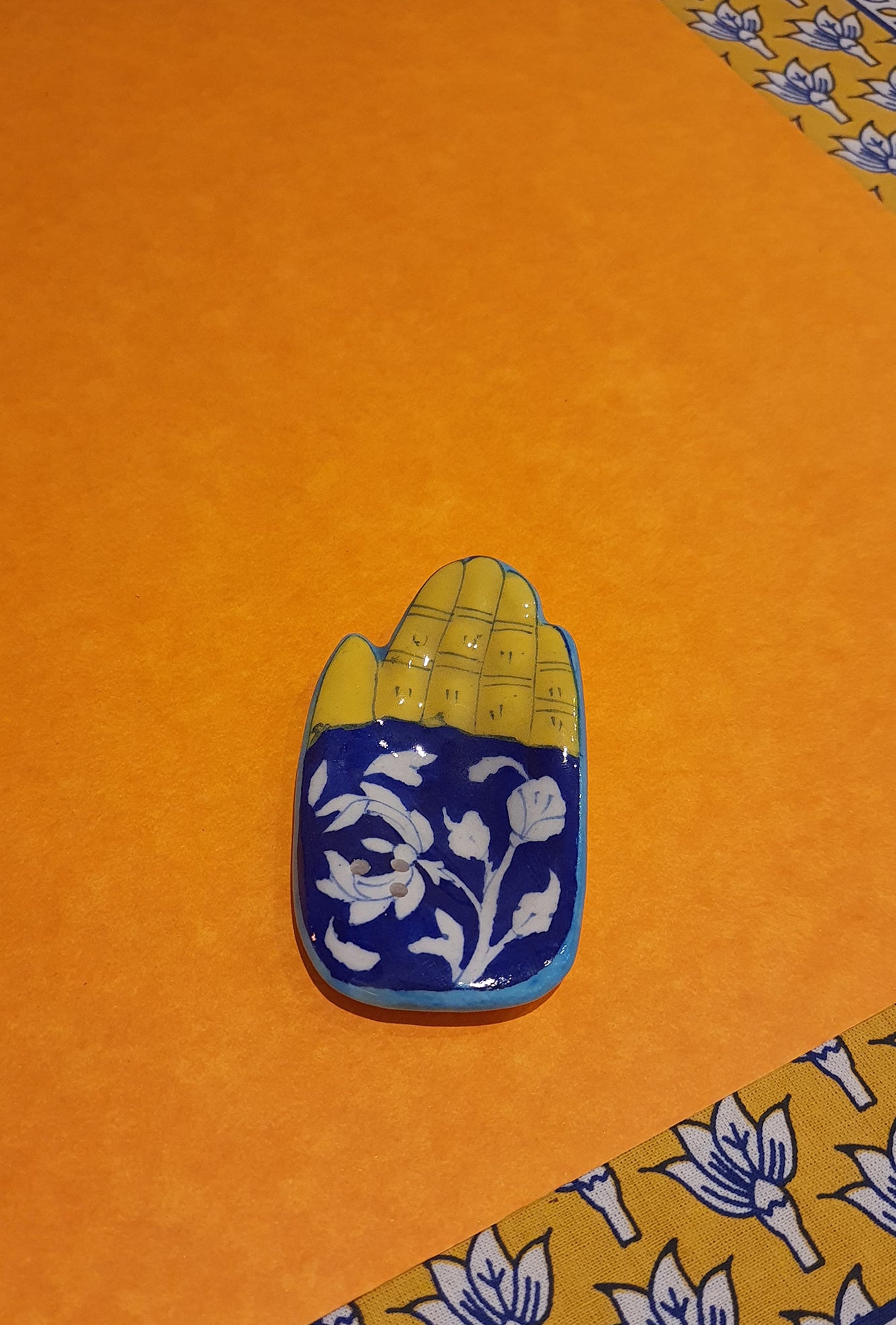 Insence Hand Ceramic