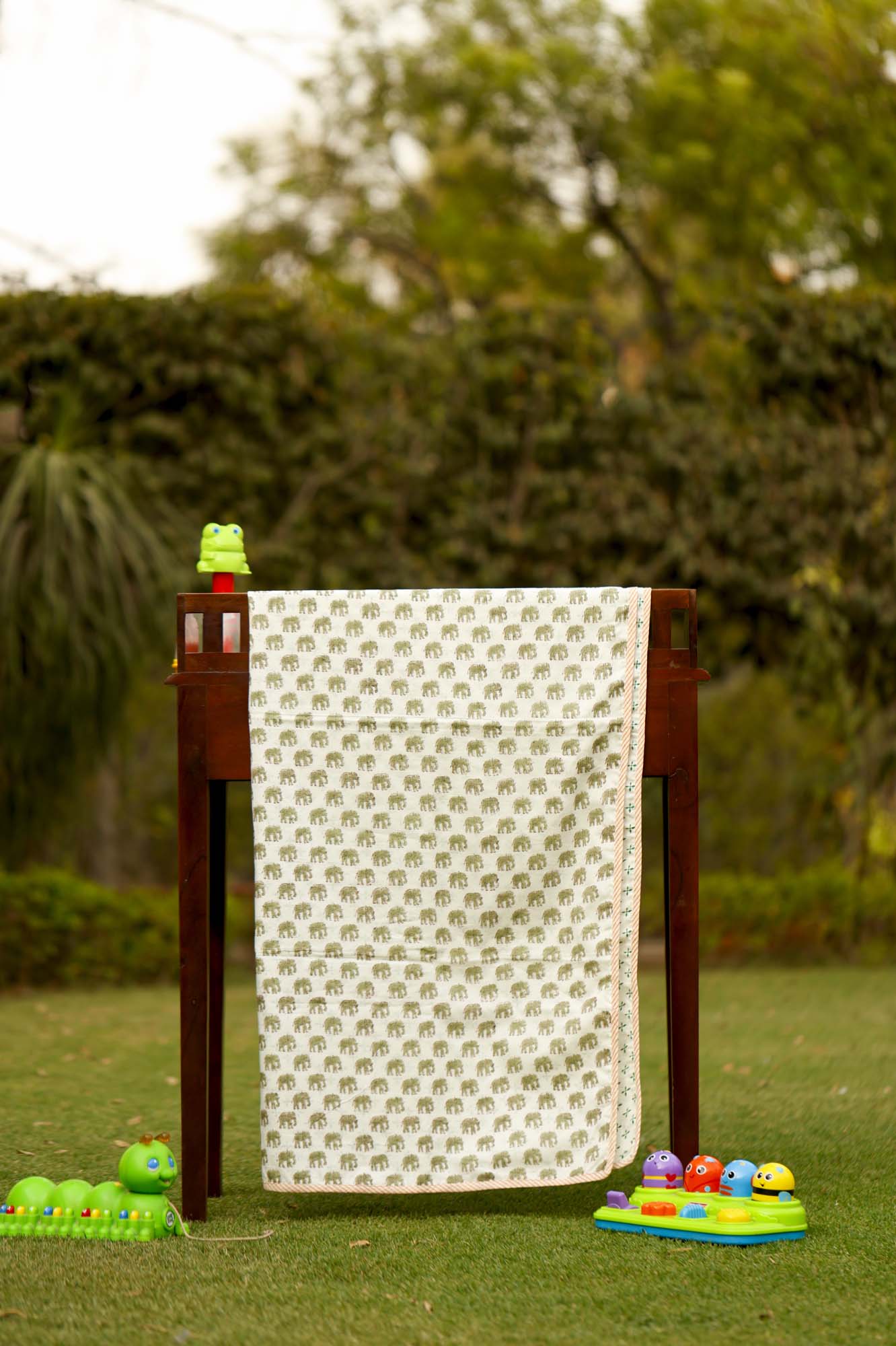 Green Elephant Kids Dohar