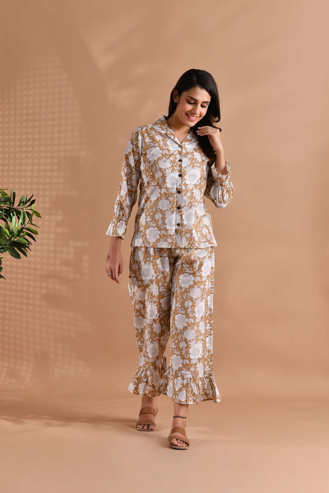 Nature-wood Night Suit
