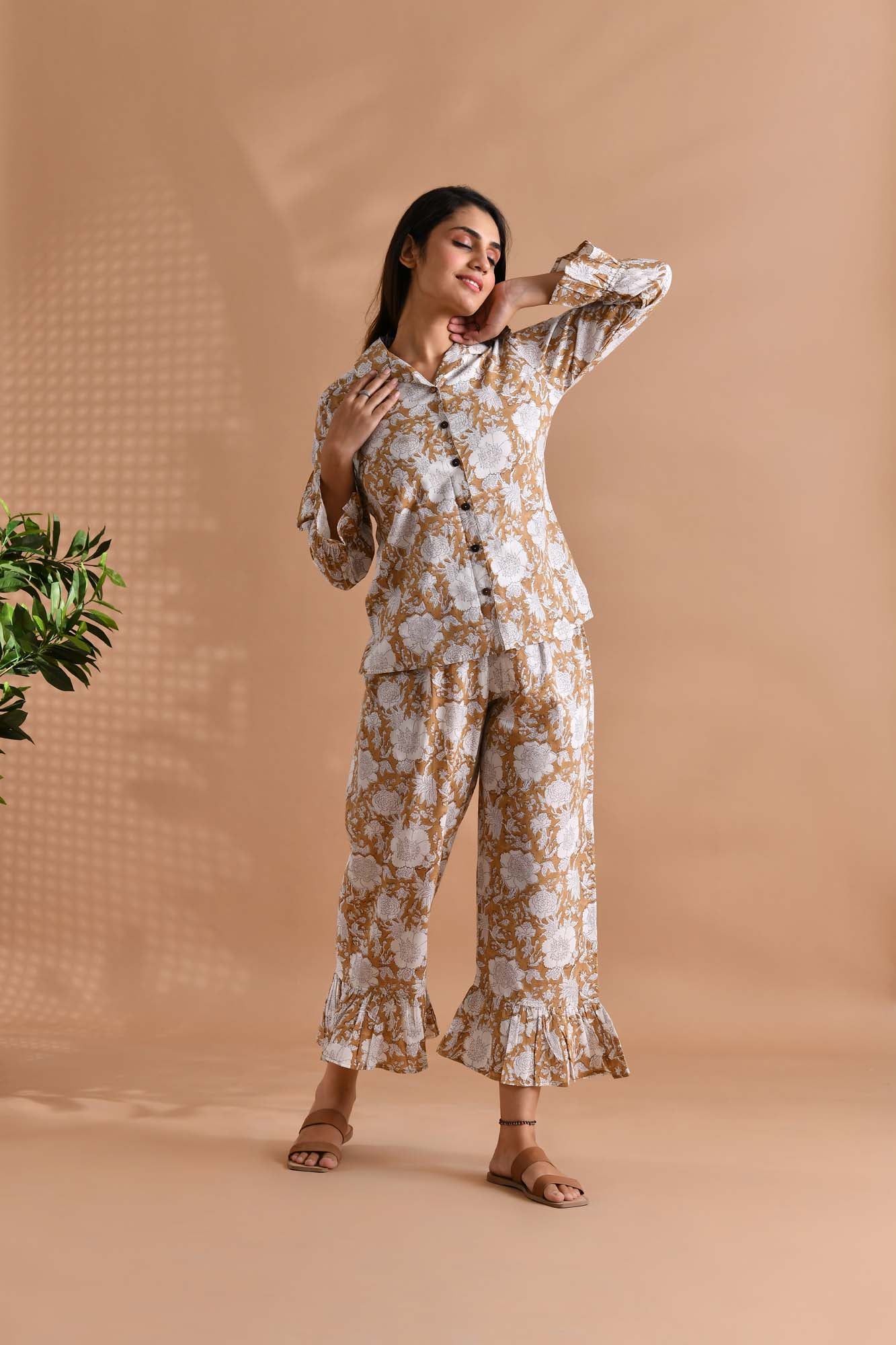 Nature-wood Night Suit