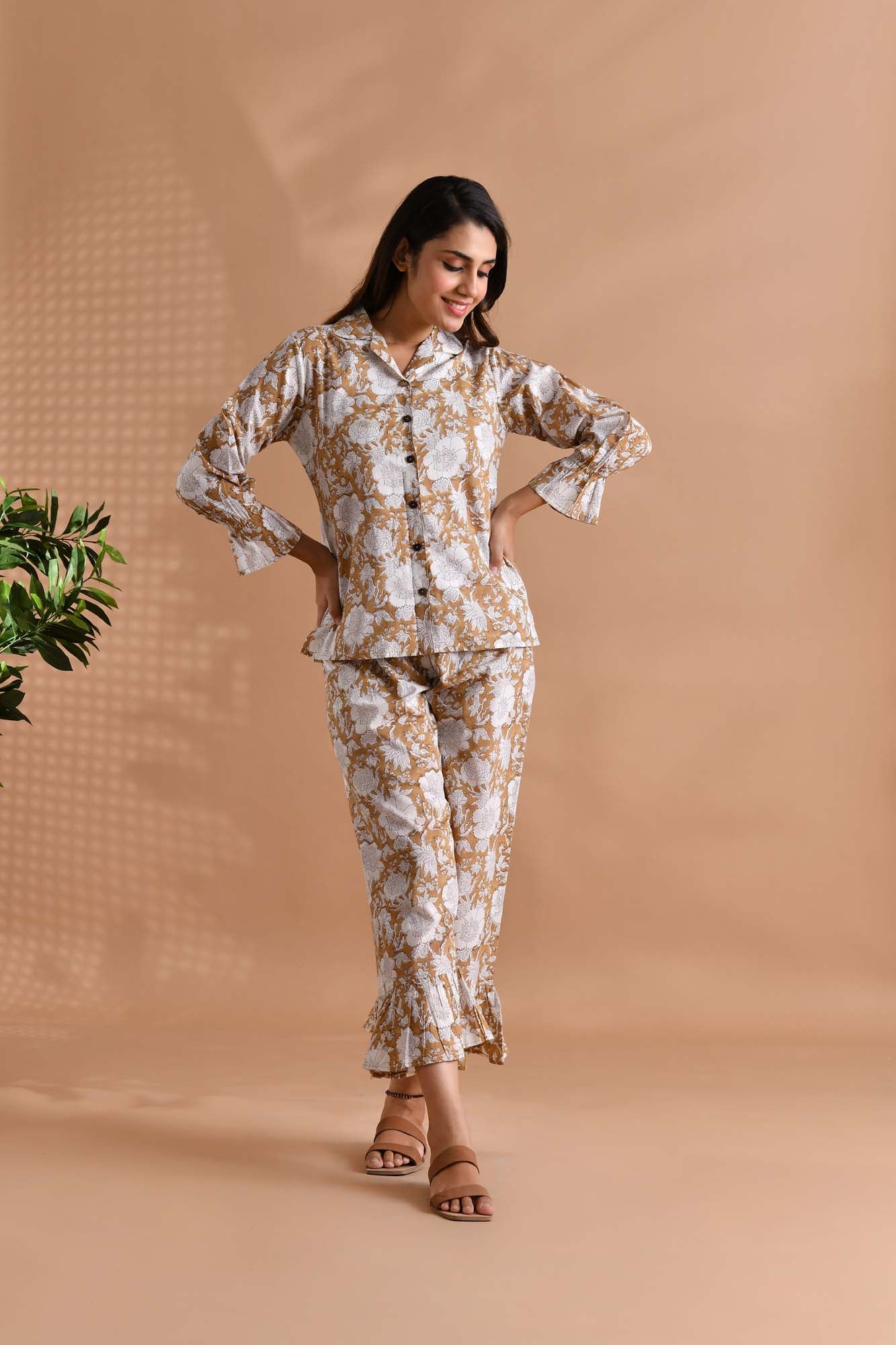Nature-wood Night Suit
