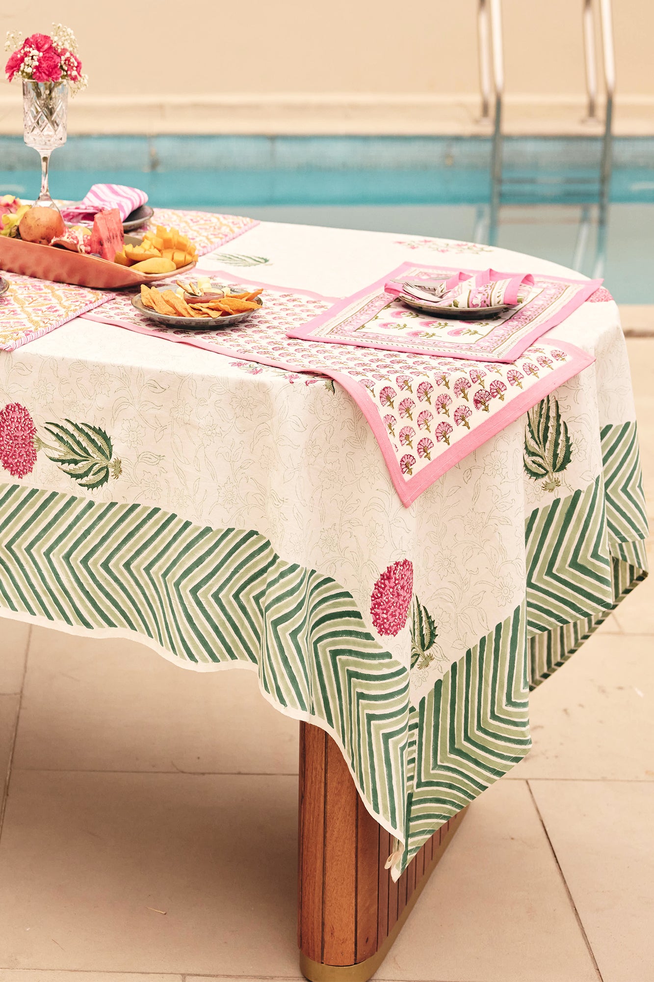 Loom & Blossom Table Cover