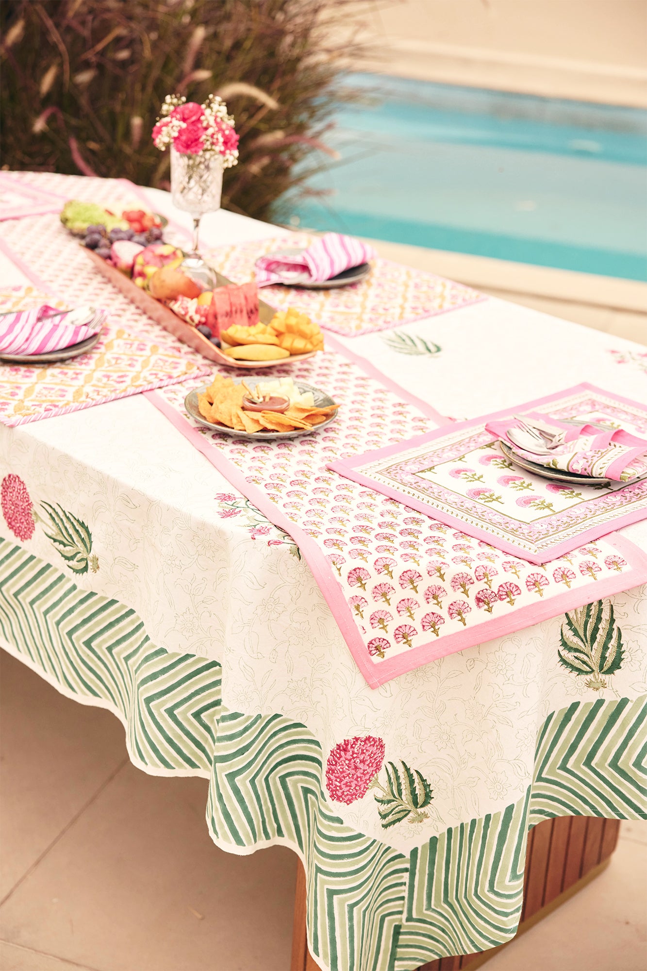 Loom & Blossom Table Cover