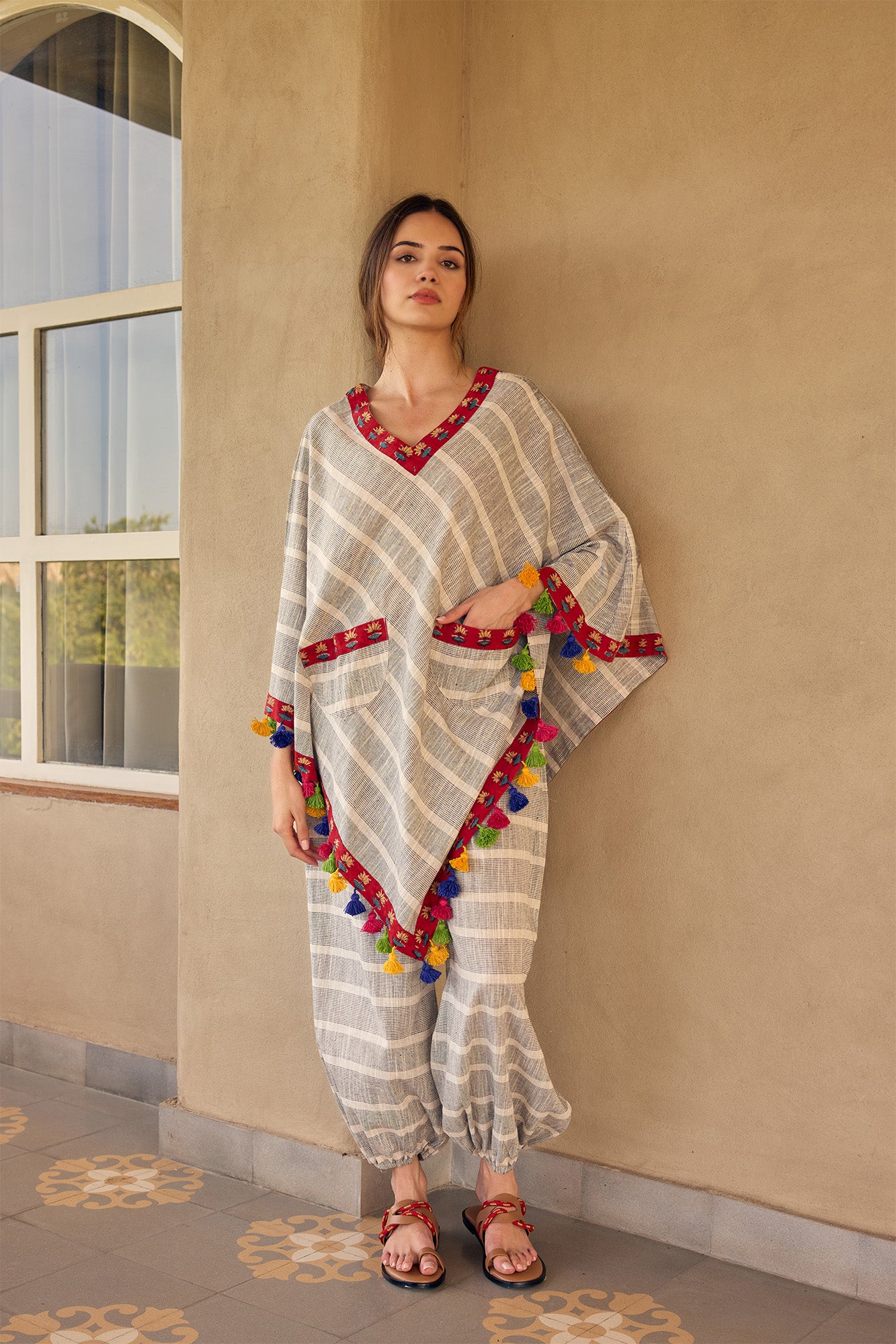 Nomad line The weavers muse cord set