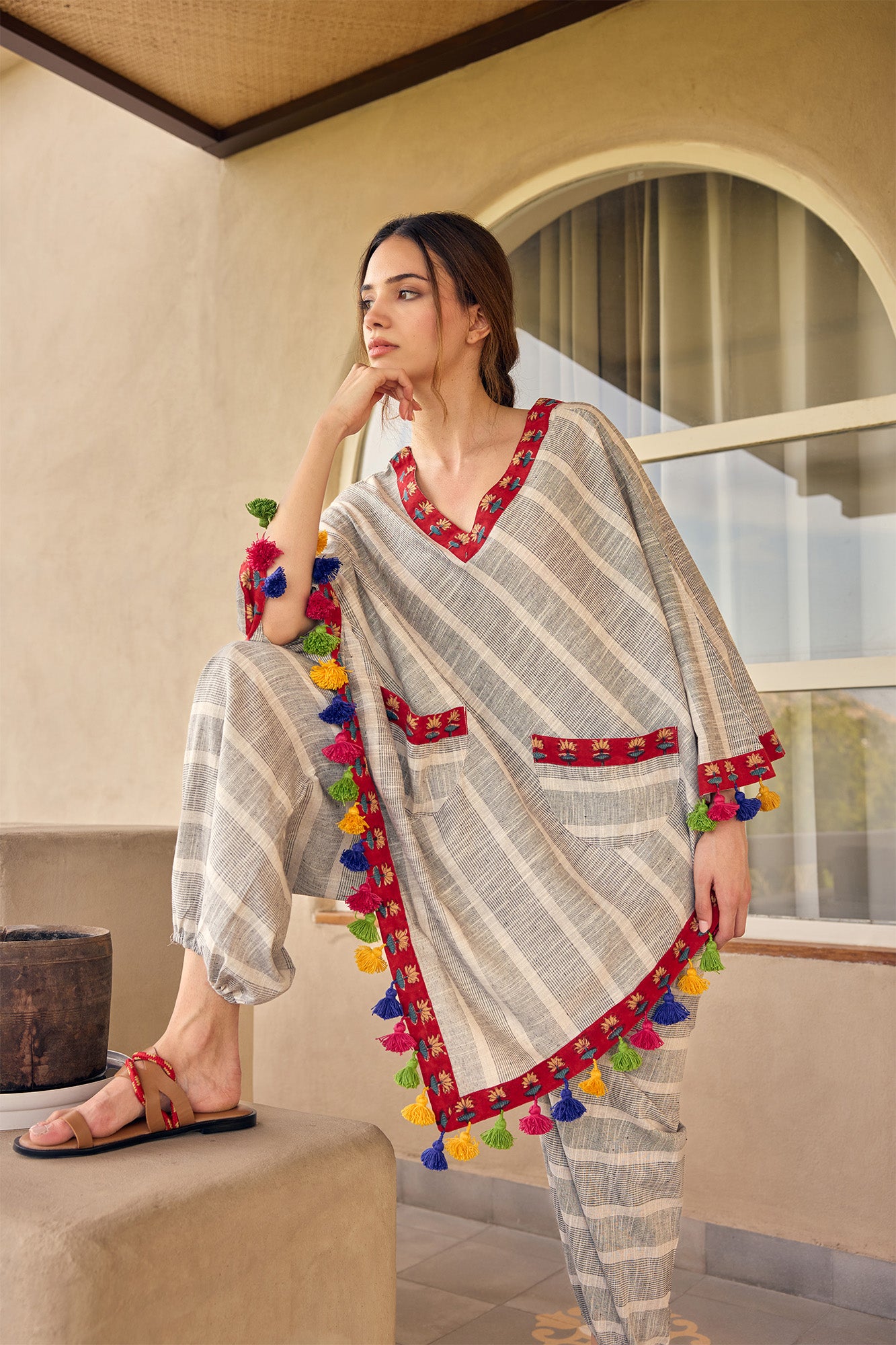 Nomad line The weavers muse cord set