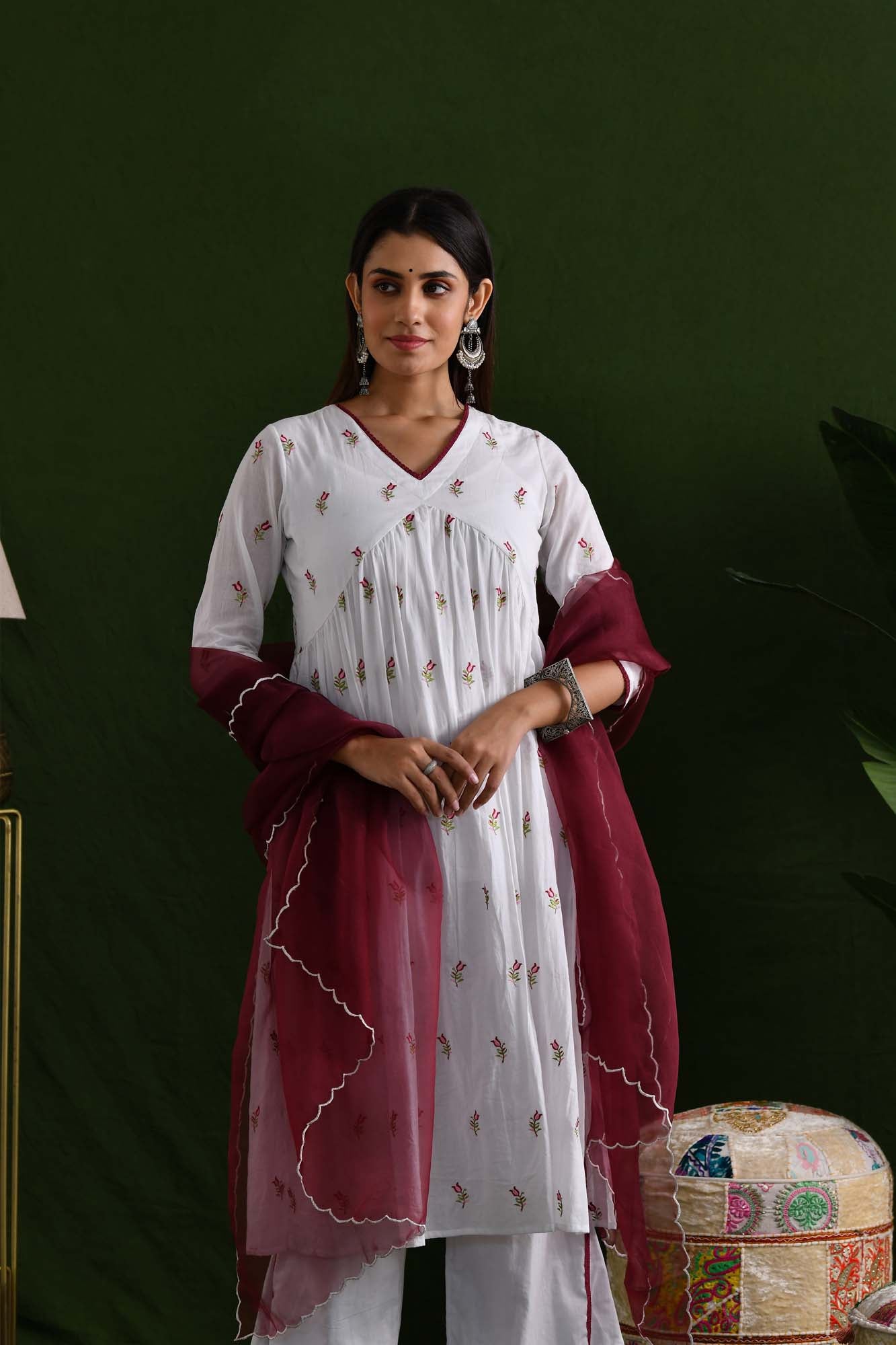 Tulip Embroidered Women Kurta Set of 2