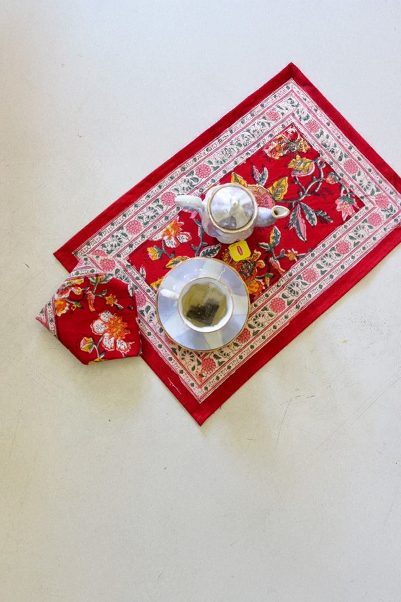 Place Mat & Napkin Set S/12 Red