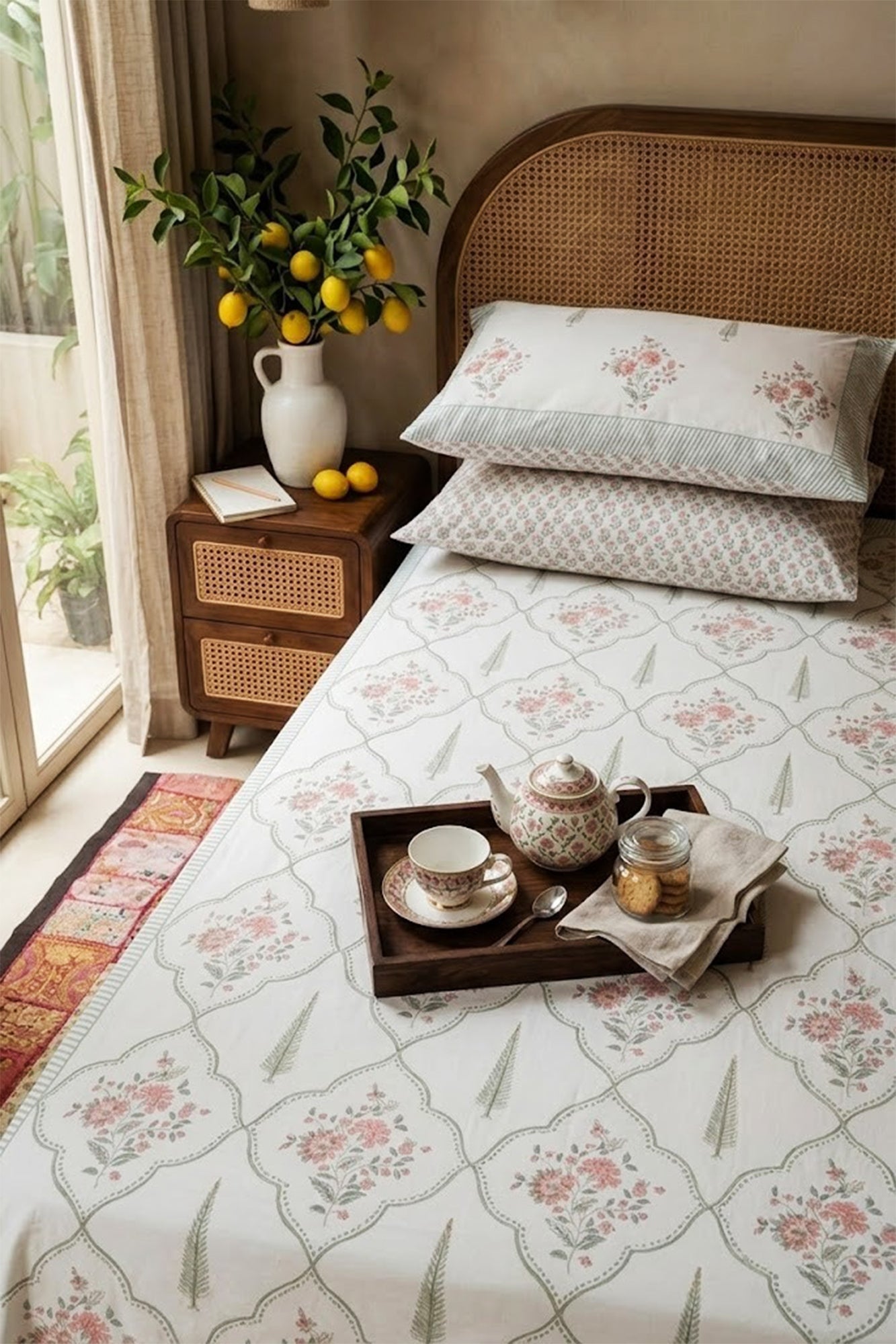 Shabnam Floral Bed Sheet With Pillow Covers