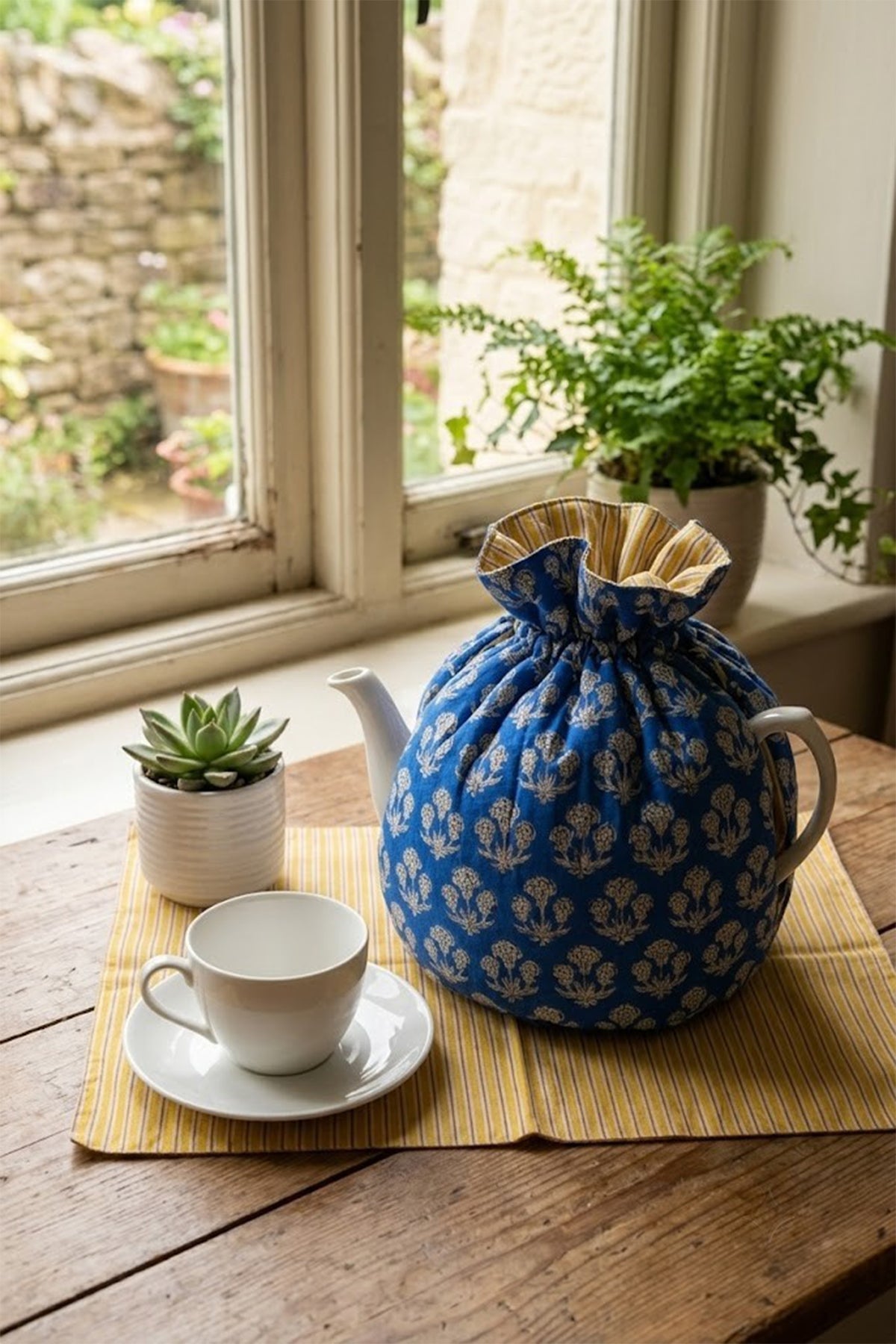 Robin Blue Tea Cozy Set
