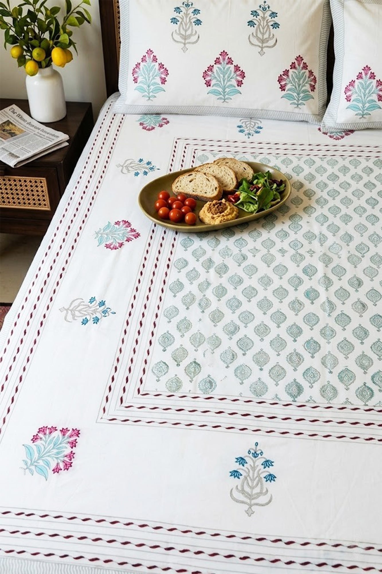 Meher Gul Buta Bed Sheet With Pillow Covers