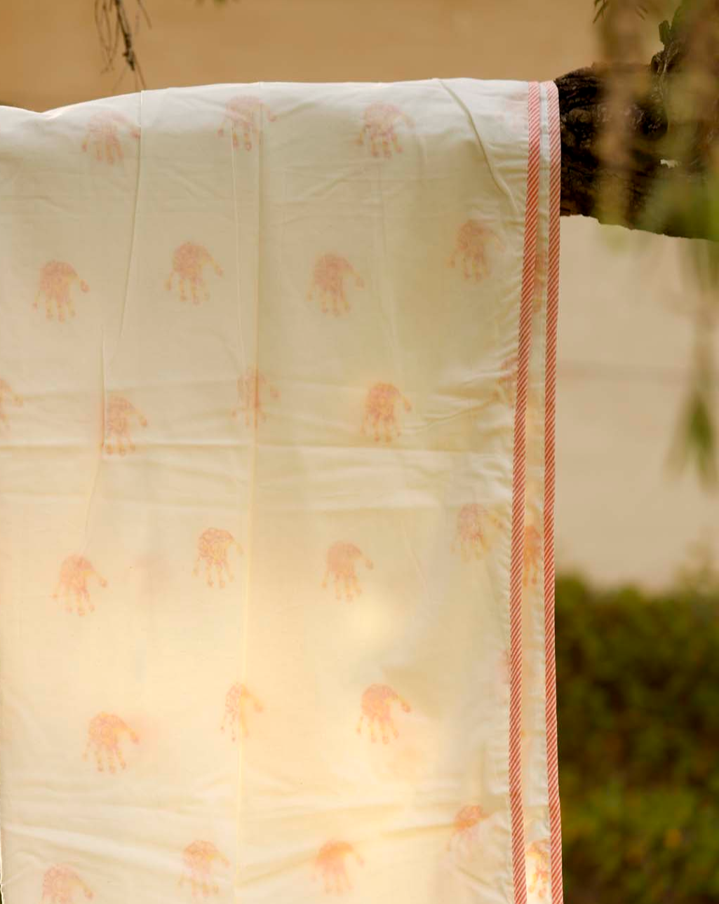 Hand Yellow 3D Kids Dohar