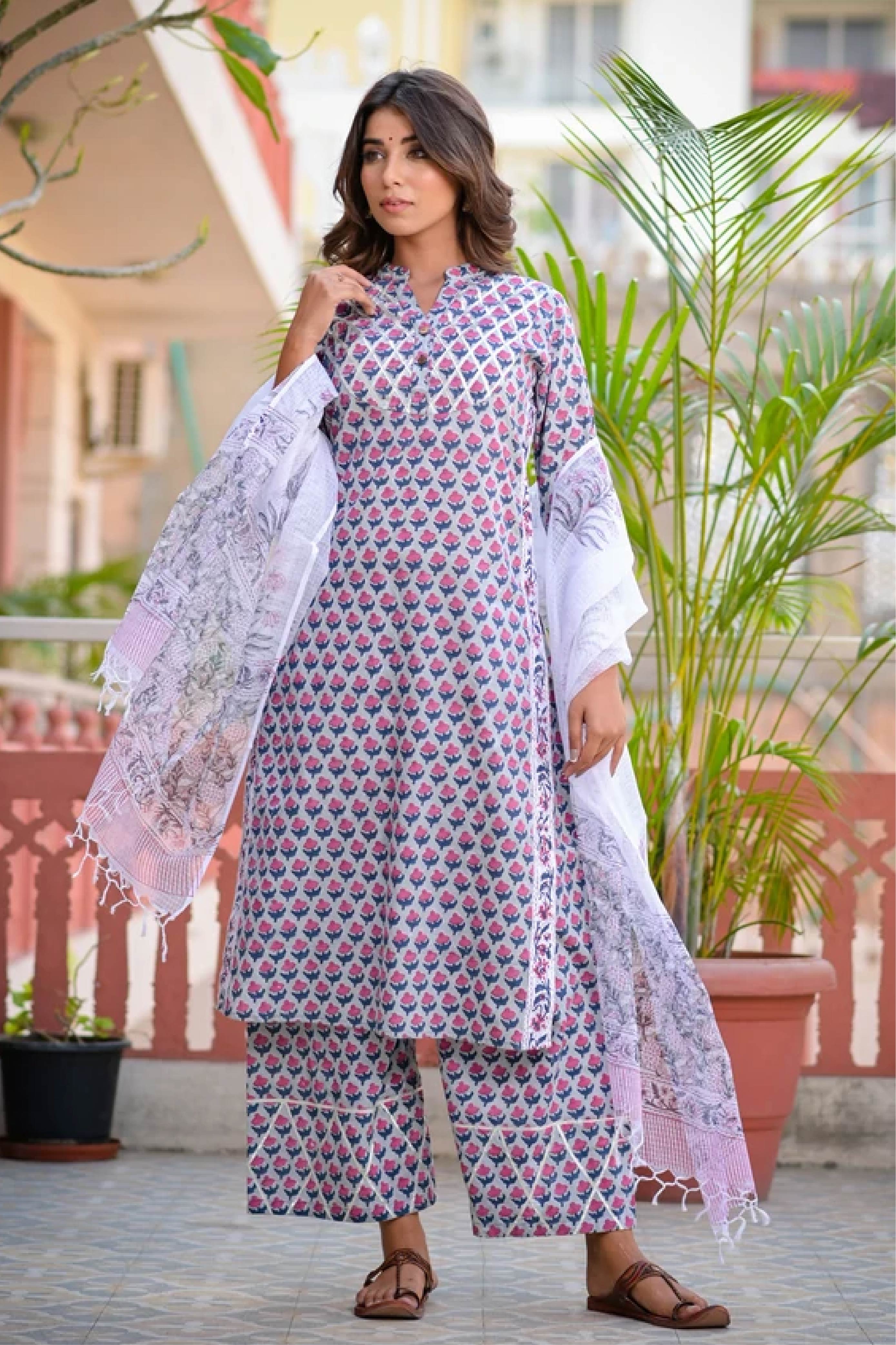 Grey Embellished Suit Set S/3