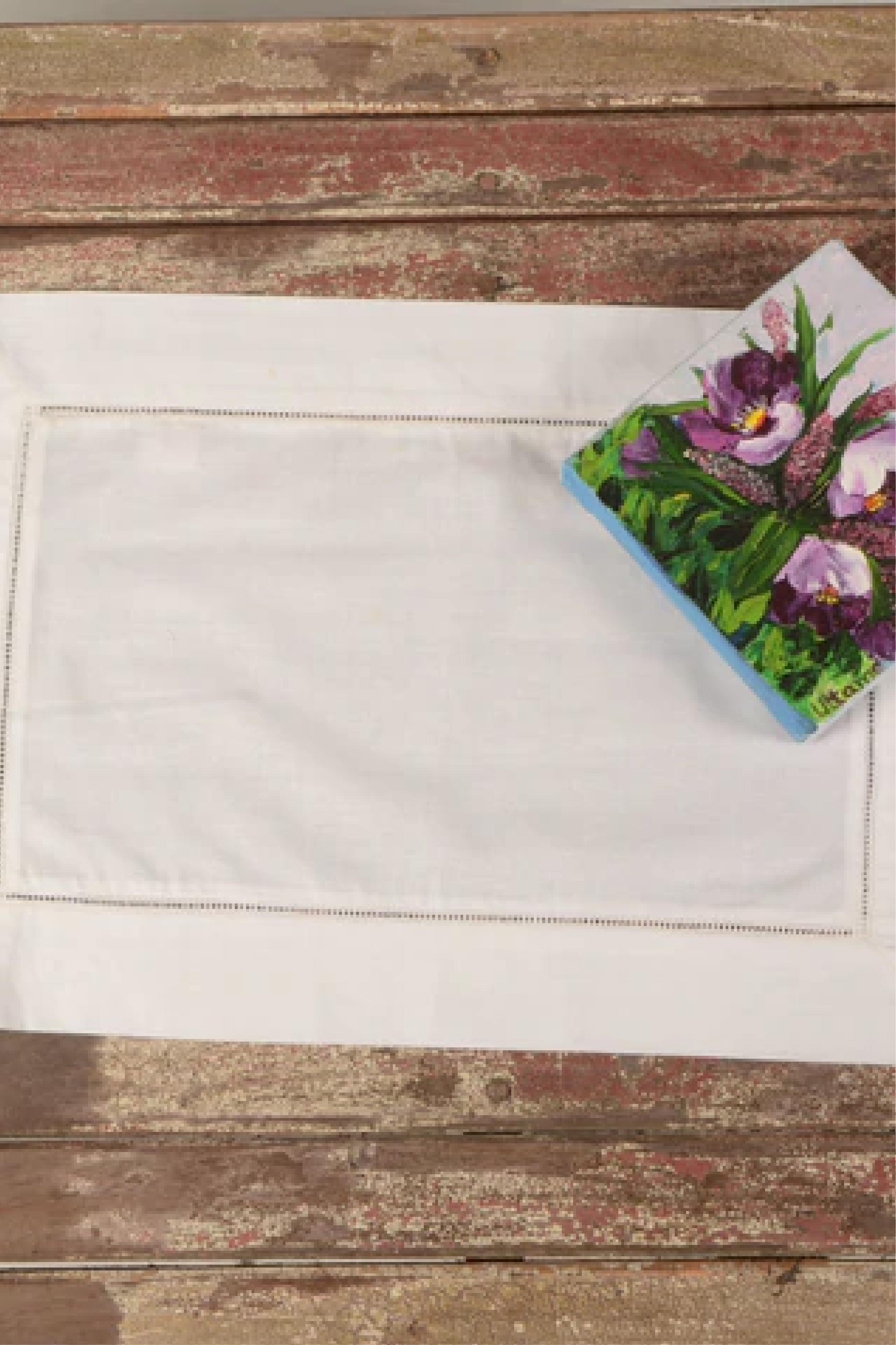 White - Place Mat Set of 6