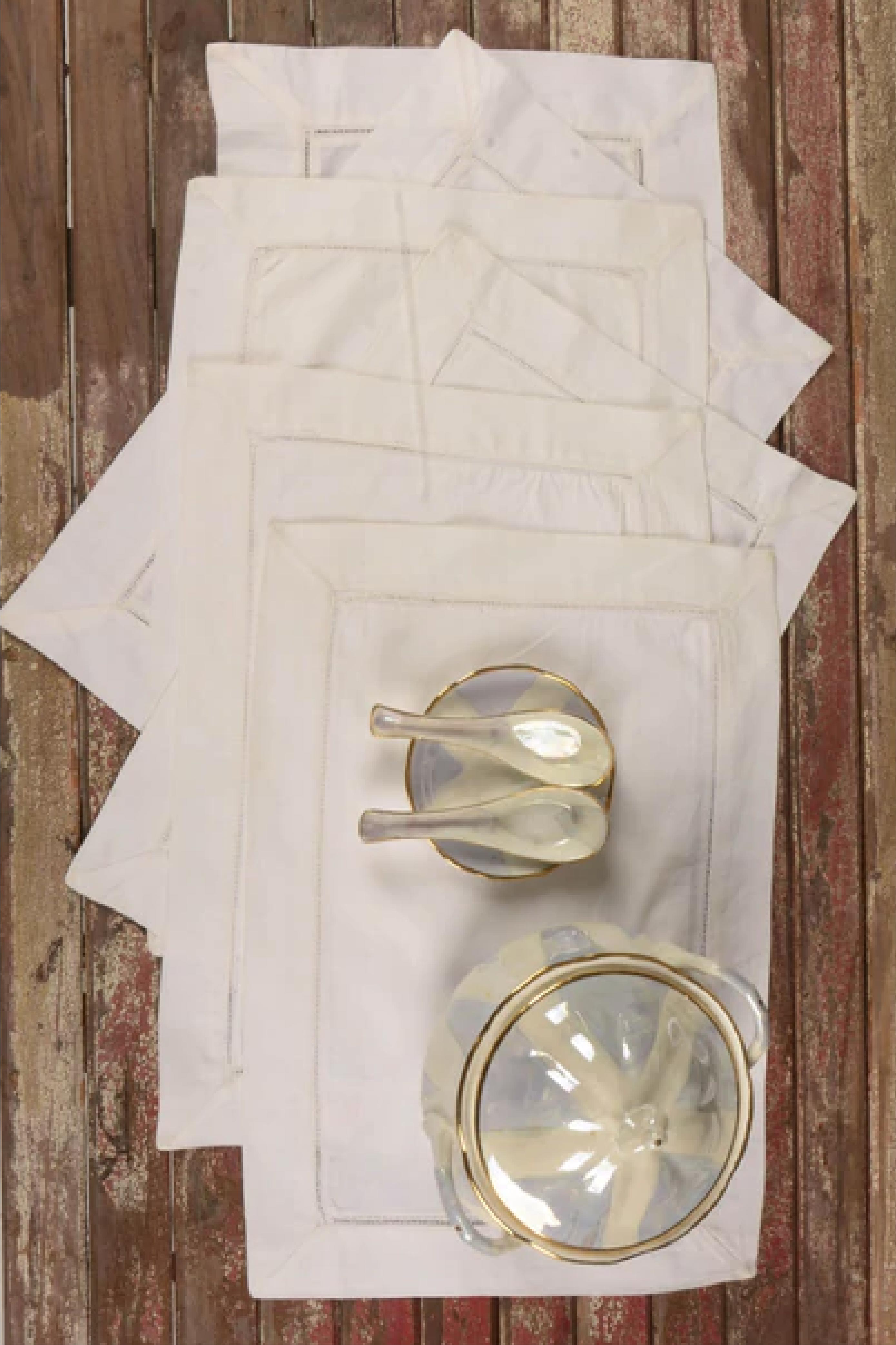 White - Place Mat Set of 6